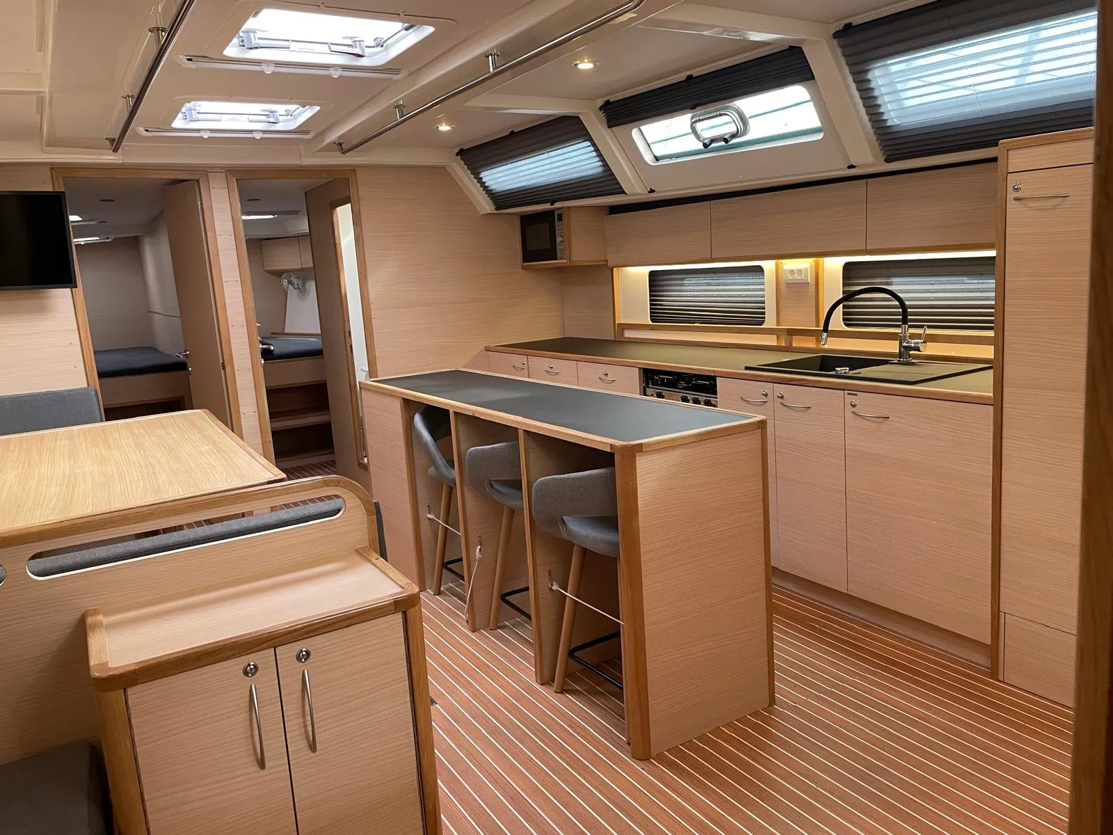 D&D Kufner 54 Exclusive Six on the Sea — yacht photo 2