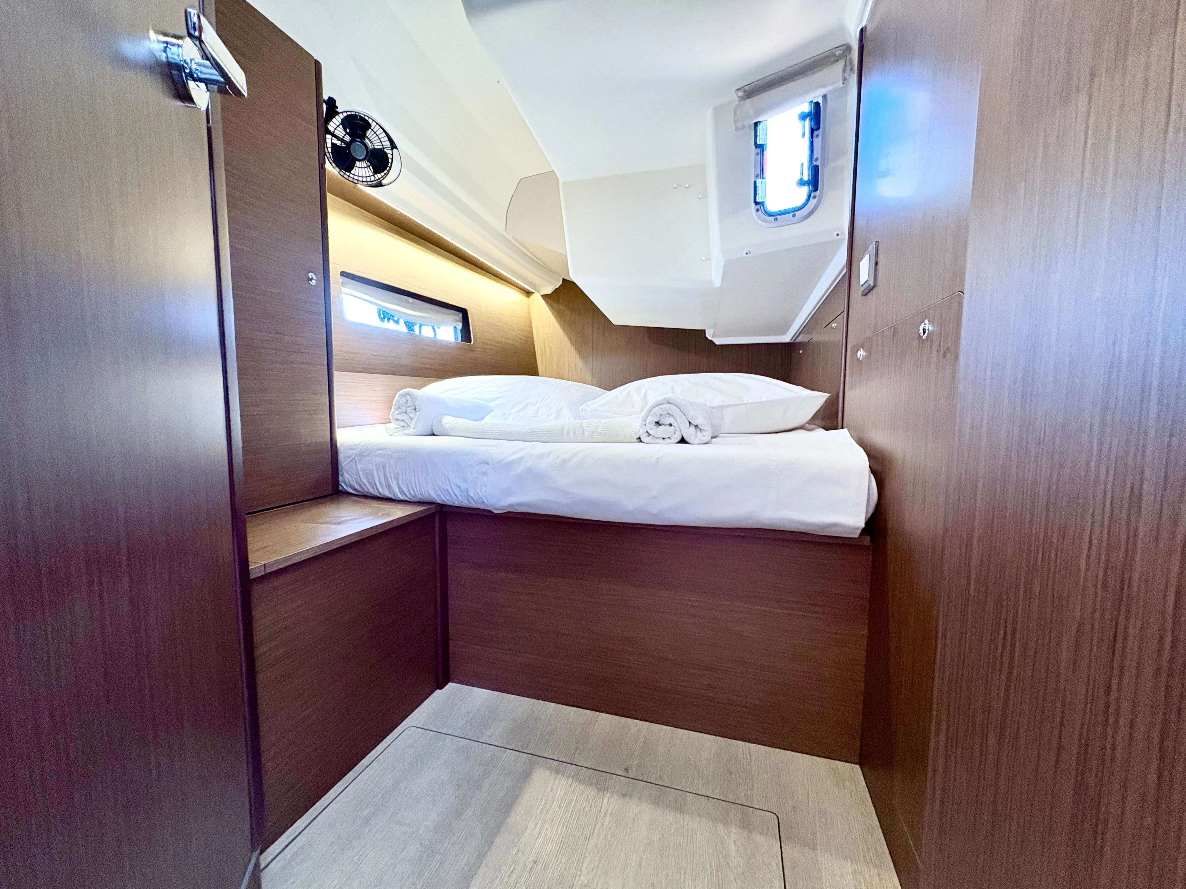 Oceanis 40.1 Bestsennyy — фотография яхты 4
