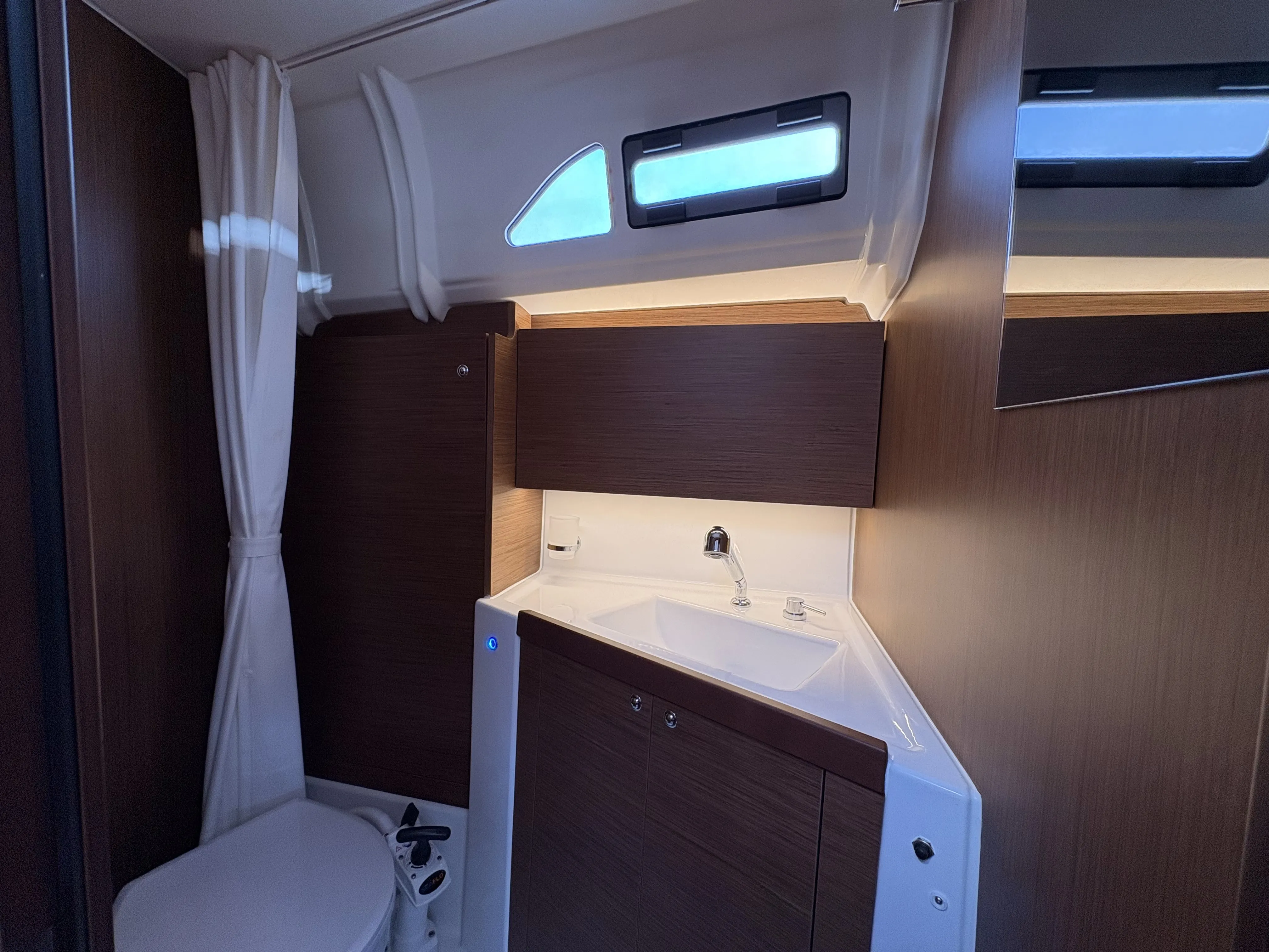 Oceanis 40.1 Bestsennyy — фотография яхты 14