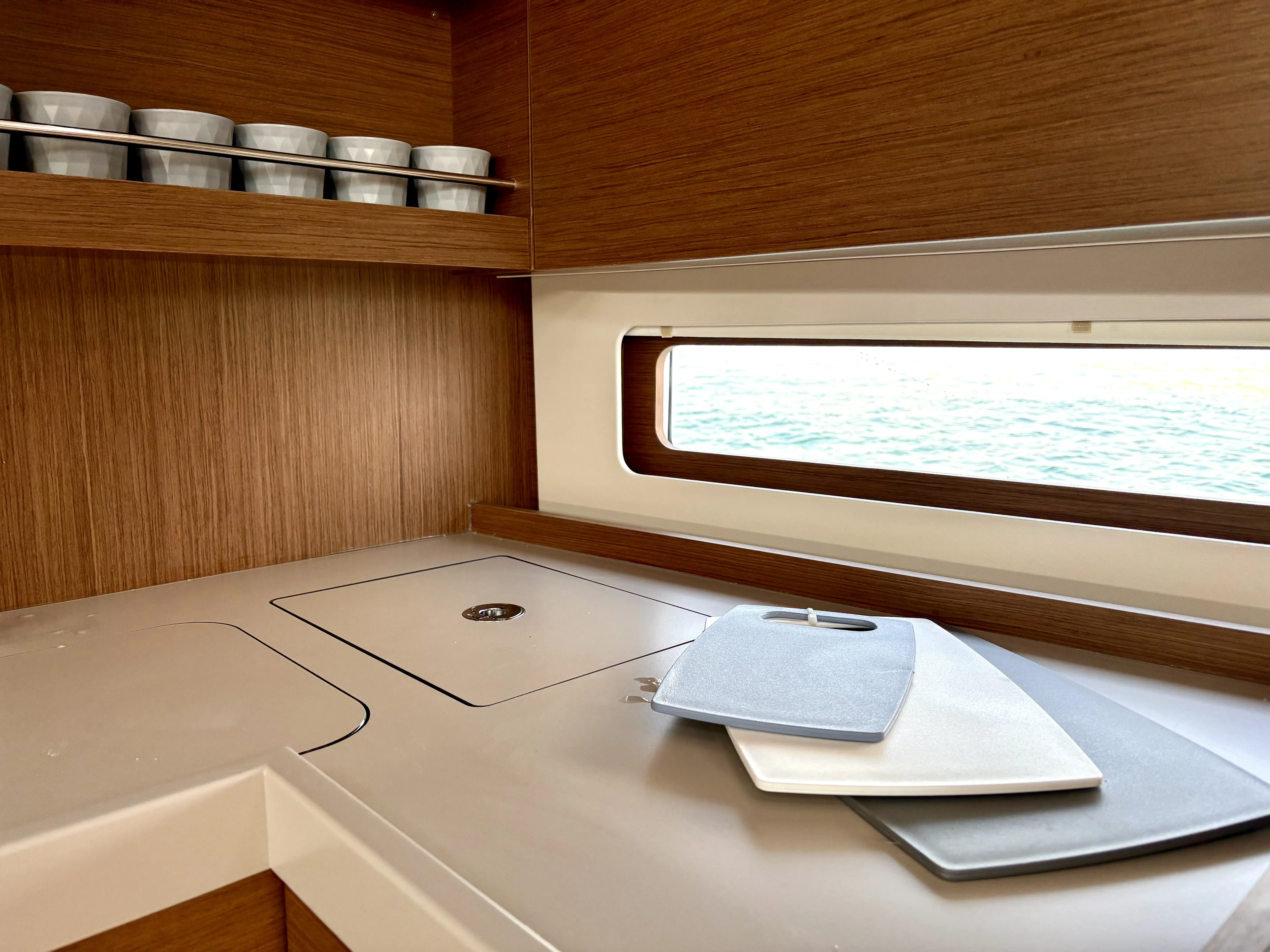 Oceanis 40.1 Bestsennyy — фотография яхты 23
