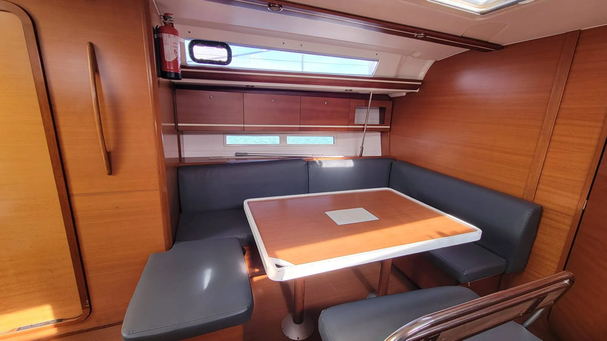 Dufour 445 Grand Large Monarque — jahtikuva 23
