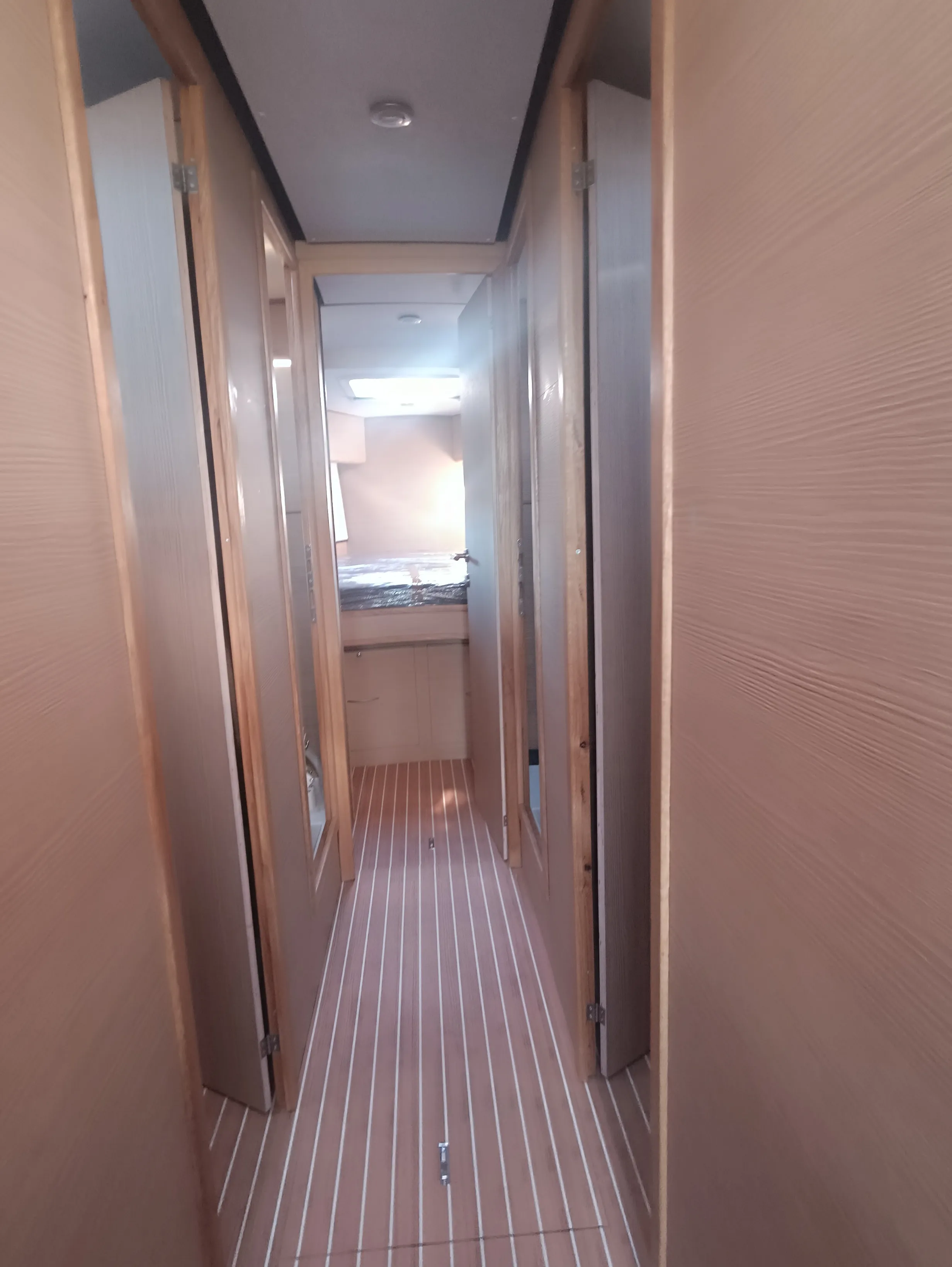 D&D Kufner 50 DONA — yacht photo 27