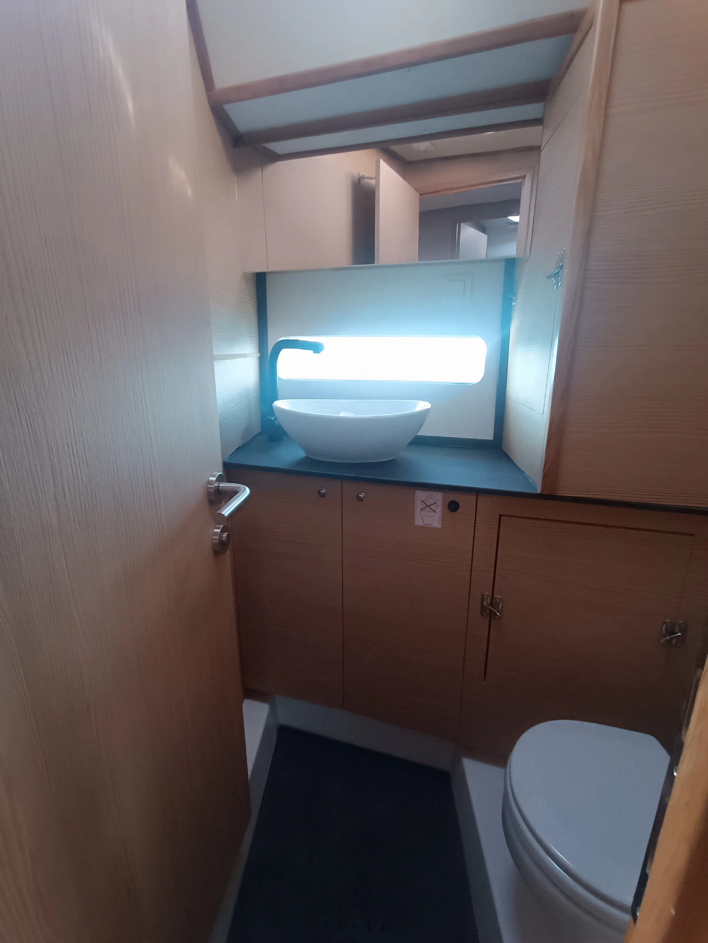 D&D Kufner 50 DONA — yacht photo 13