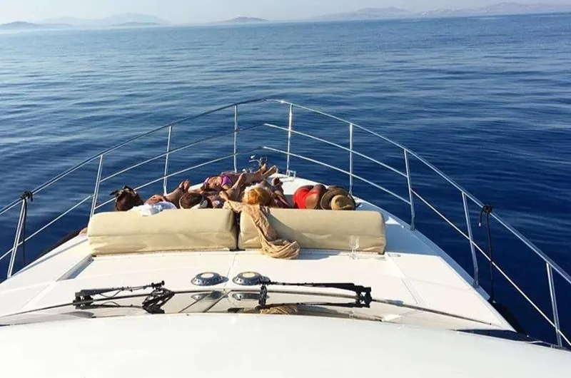 Azimut 58 Linda II — yacht photo 14