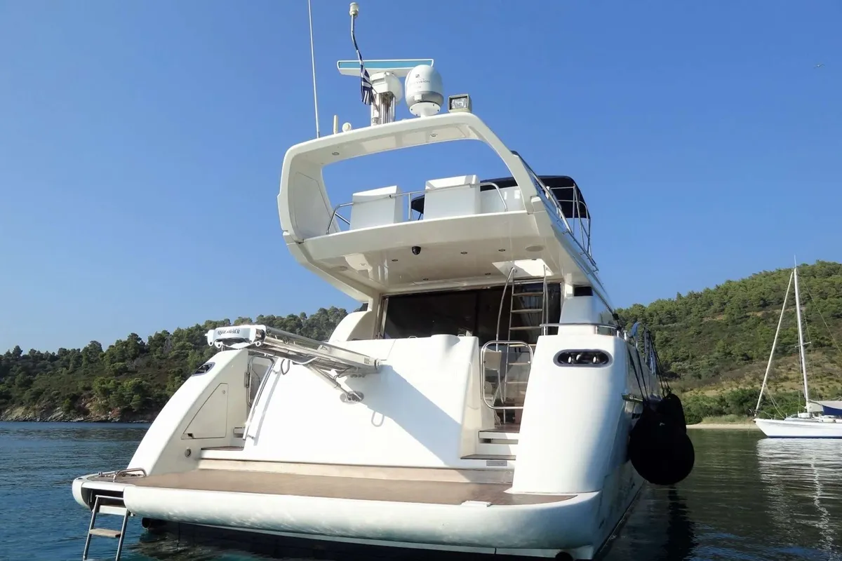 Azimut 58 Linda II — yacht photo 3