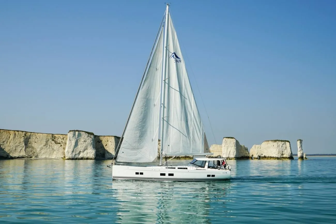 Hanse 588 Eclipse — yacht photo 9