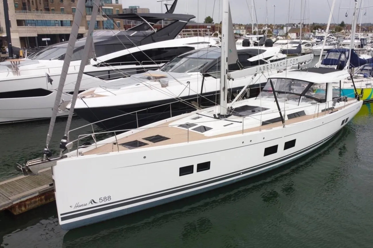 Hanse 588 Eclipse — yacht photo 11