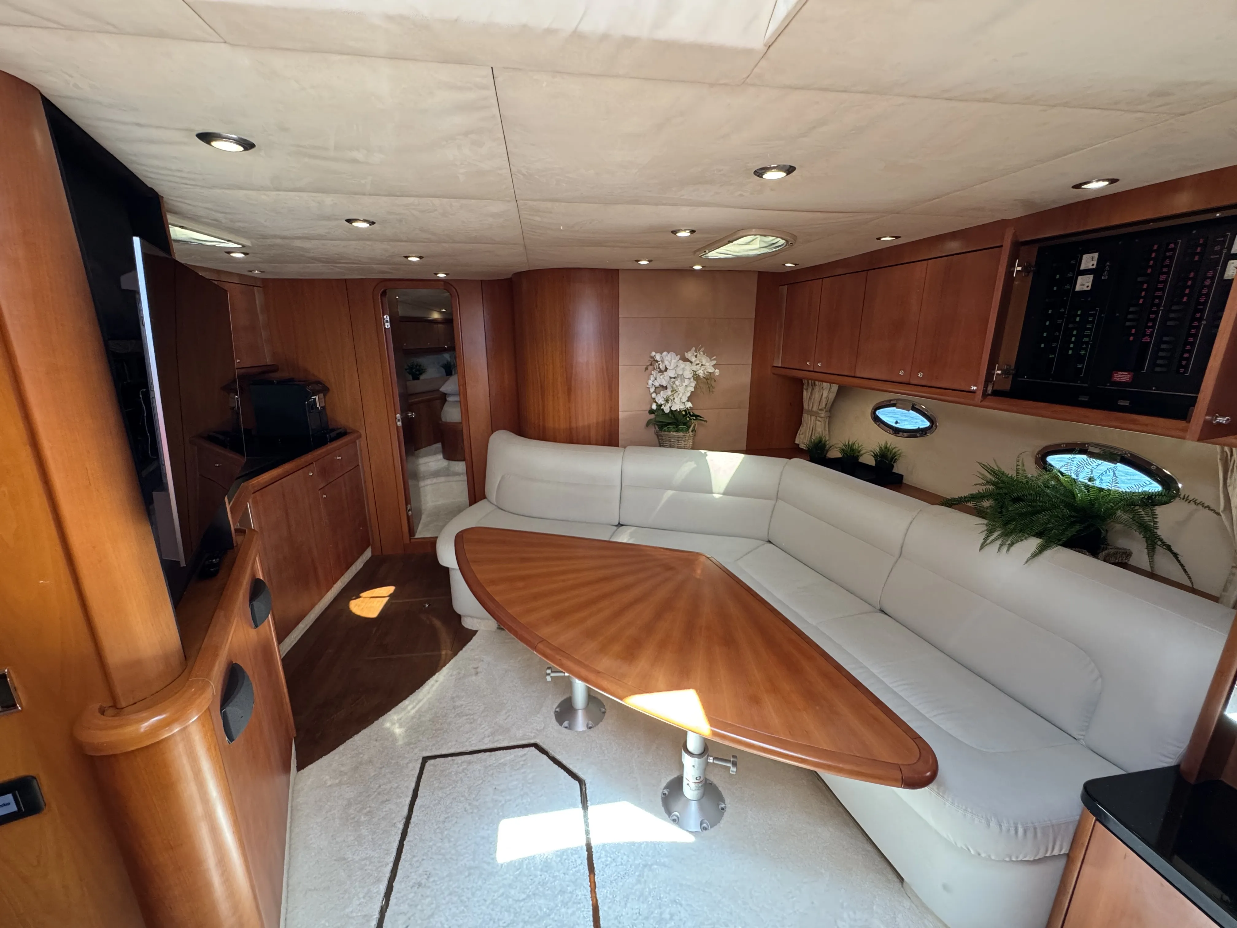 Sunseeker Portofino 53 Polly — yachtbillede 23