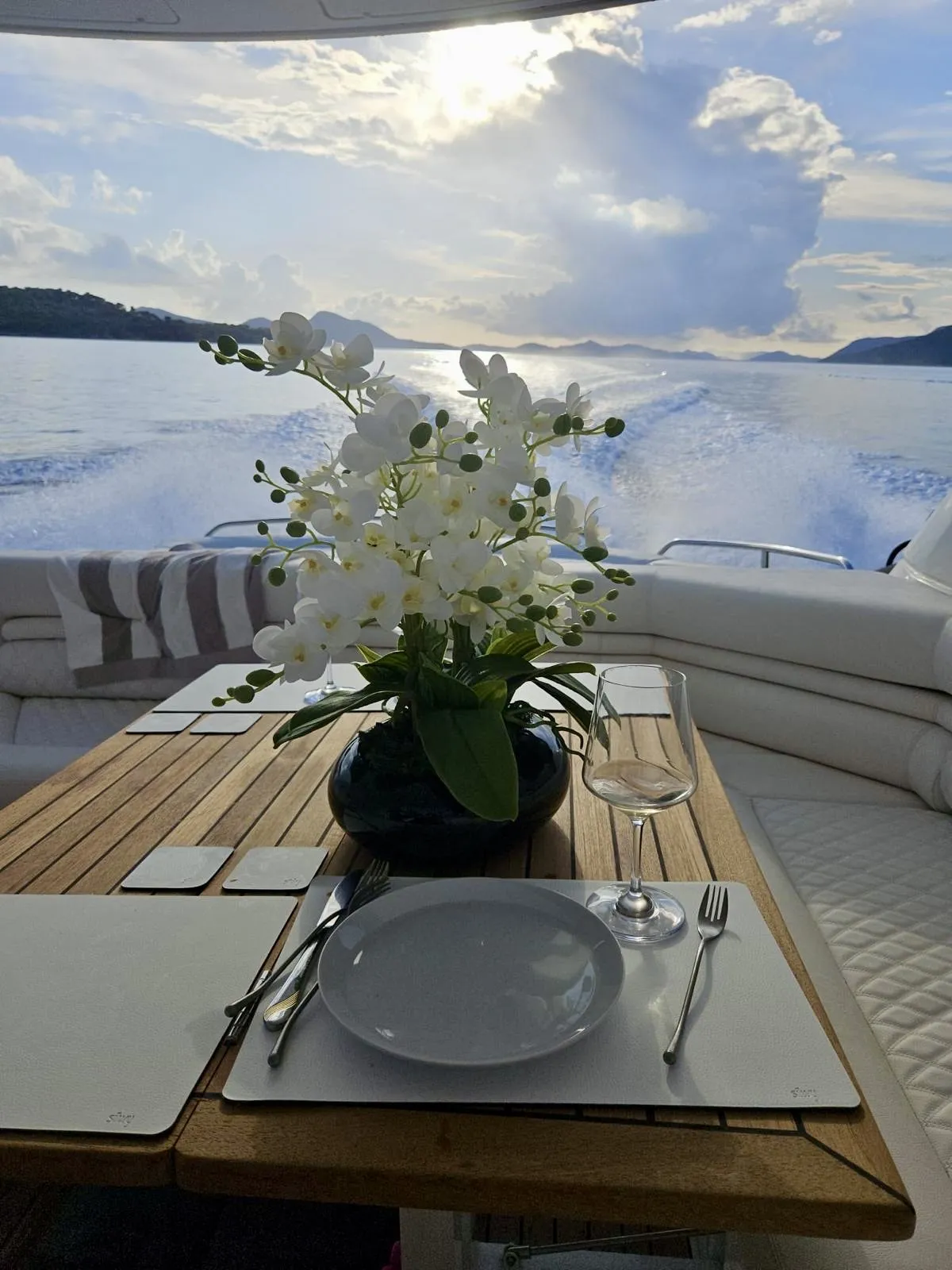 Sunseeker Portofino 53 Polly — yachtbillede 8