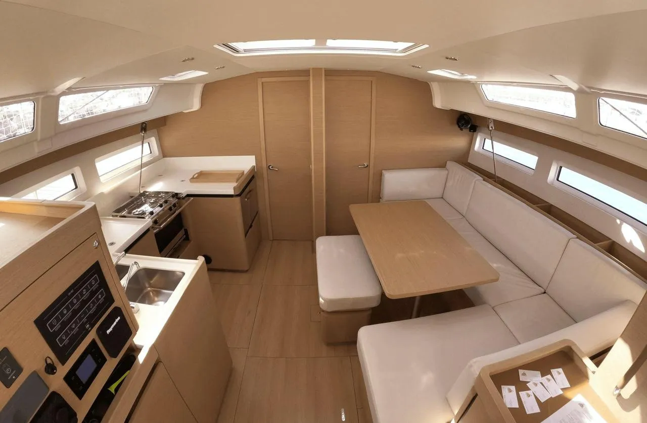 Sun Odyssey 490 Melusina — foto dello yacht n. 2