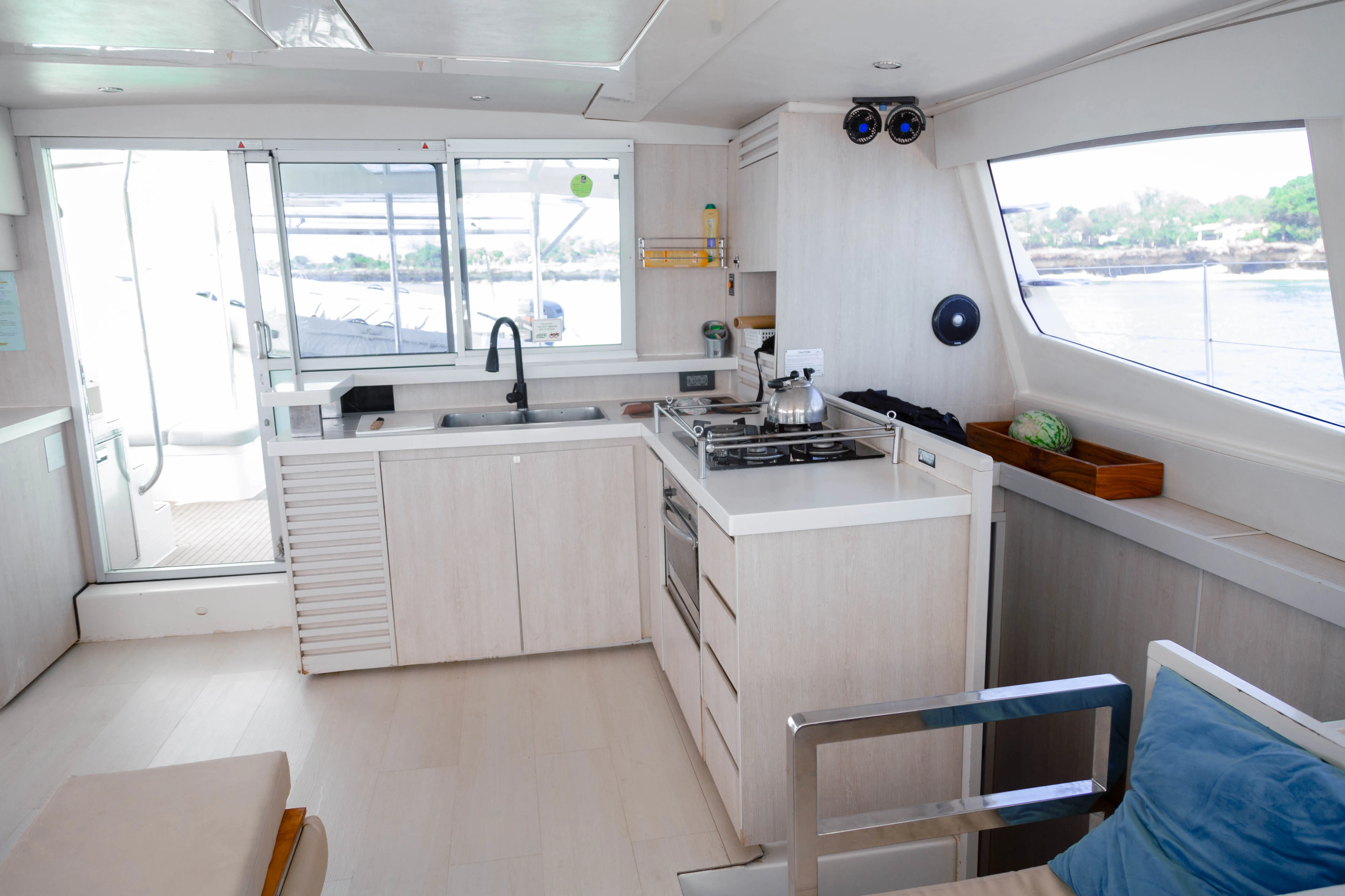Leopard 48 Sunday Kinga — foto dello yacht n. 4