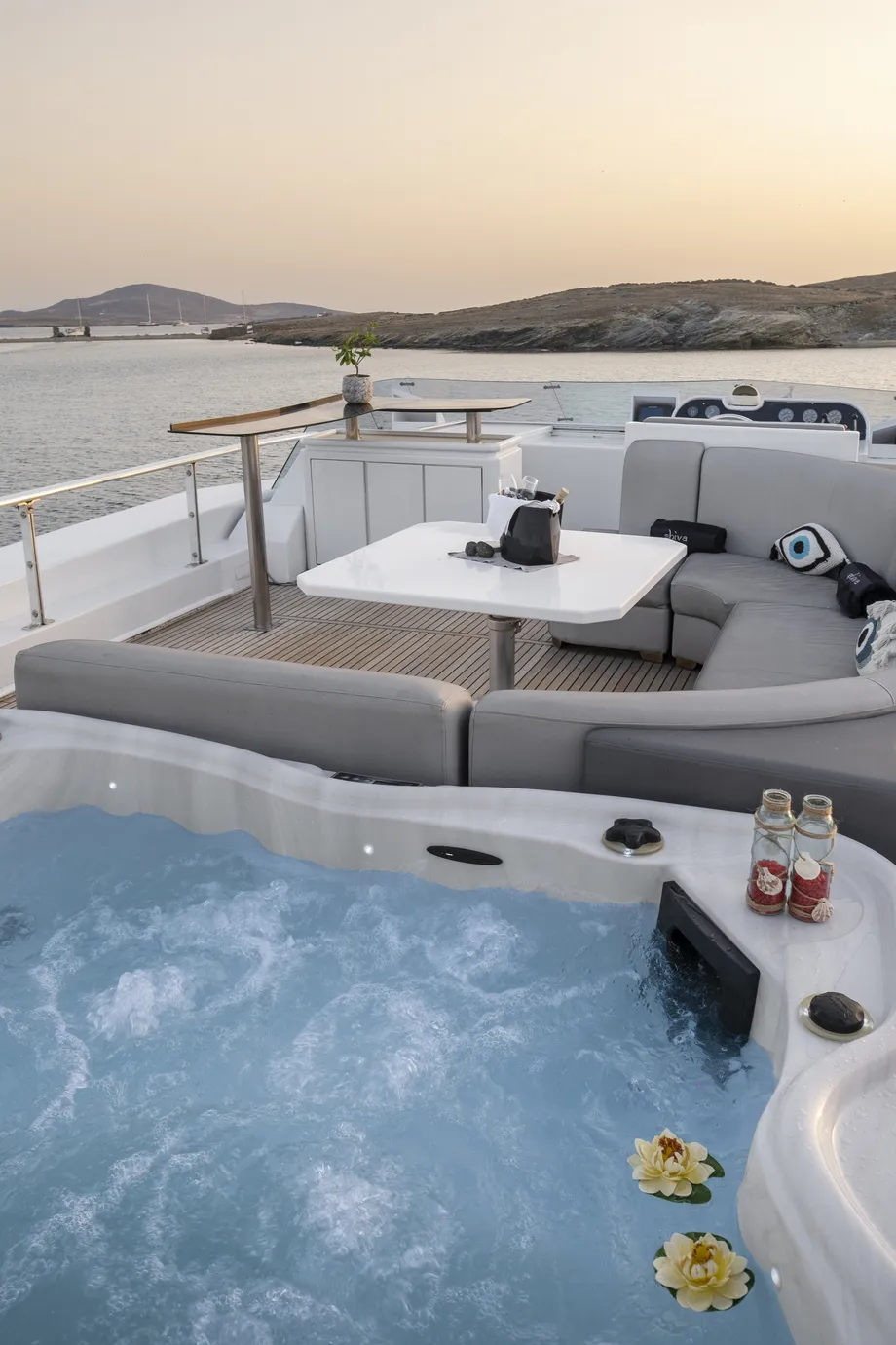 Akhir 27 Shiva — yacht photo 9