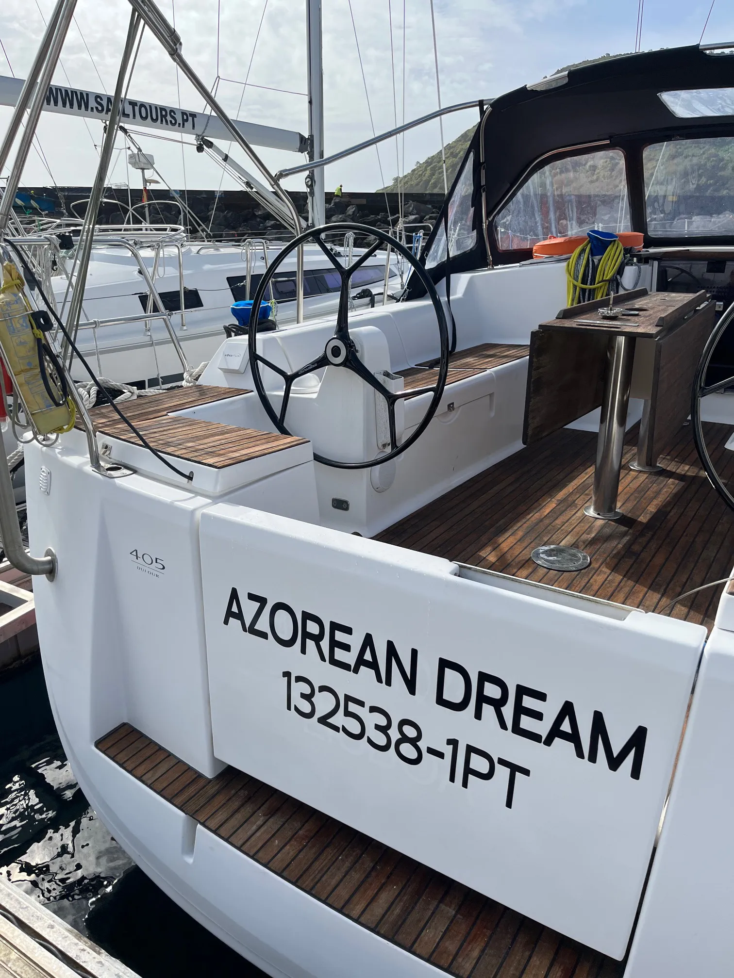Dufour 405 Grand Large — jahtikuva 3