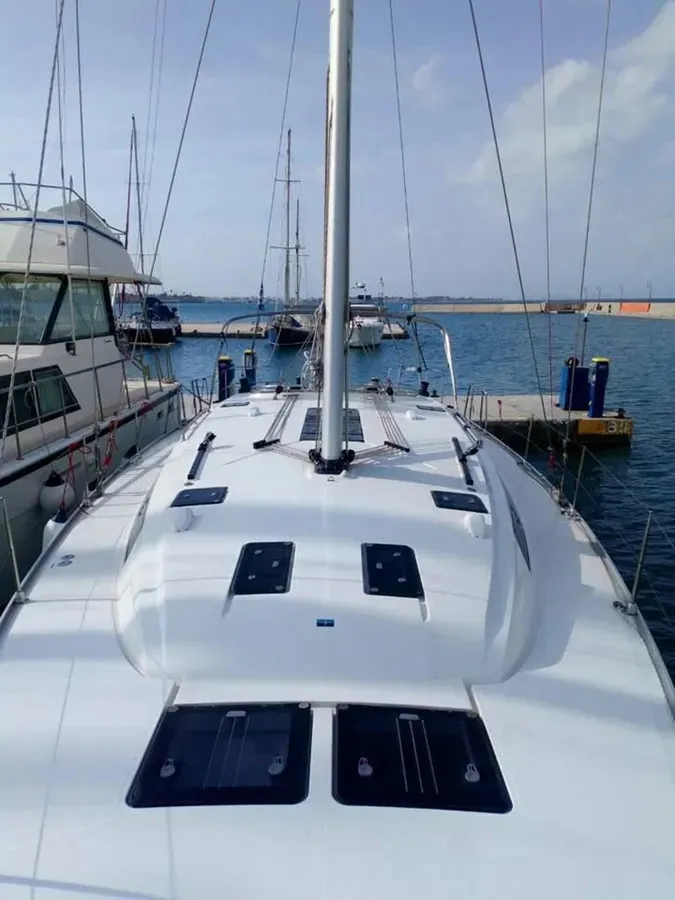 Bavaria 51 Cruiser Windseeker — yacht photo 5