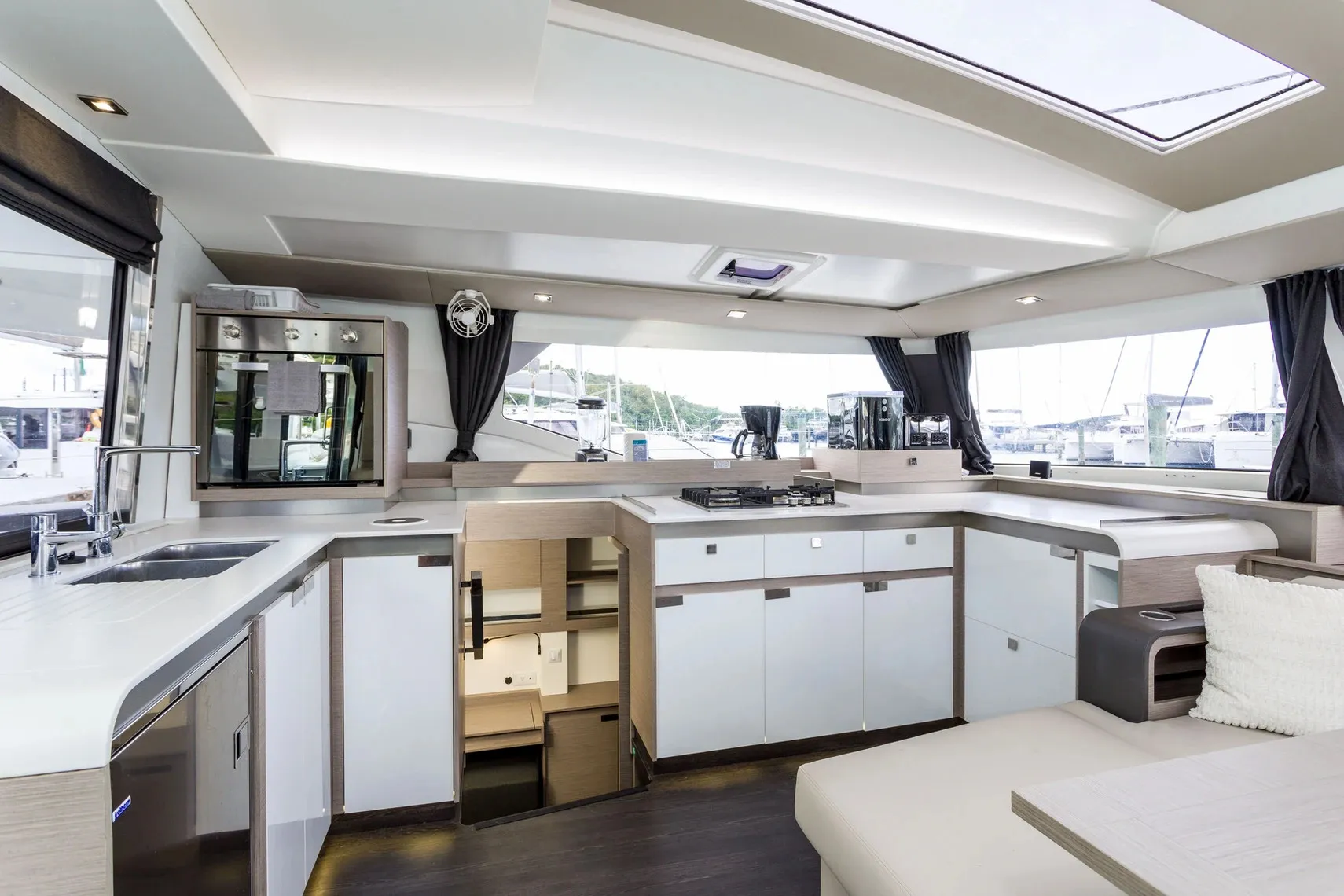 Elba 45 Bikini Bottom — foto dello yacht n. 9