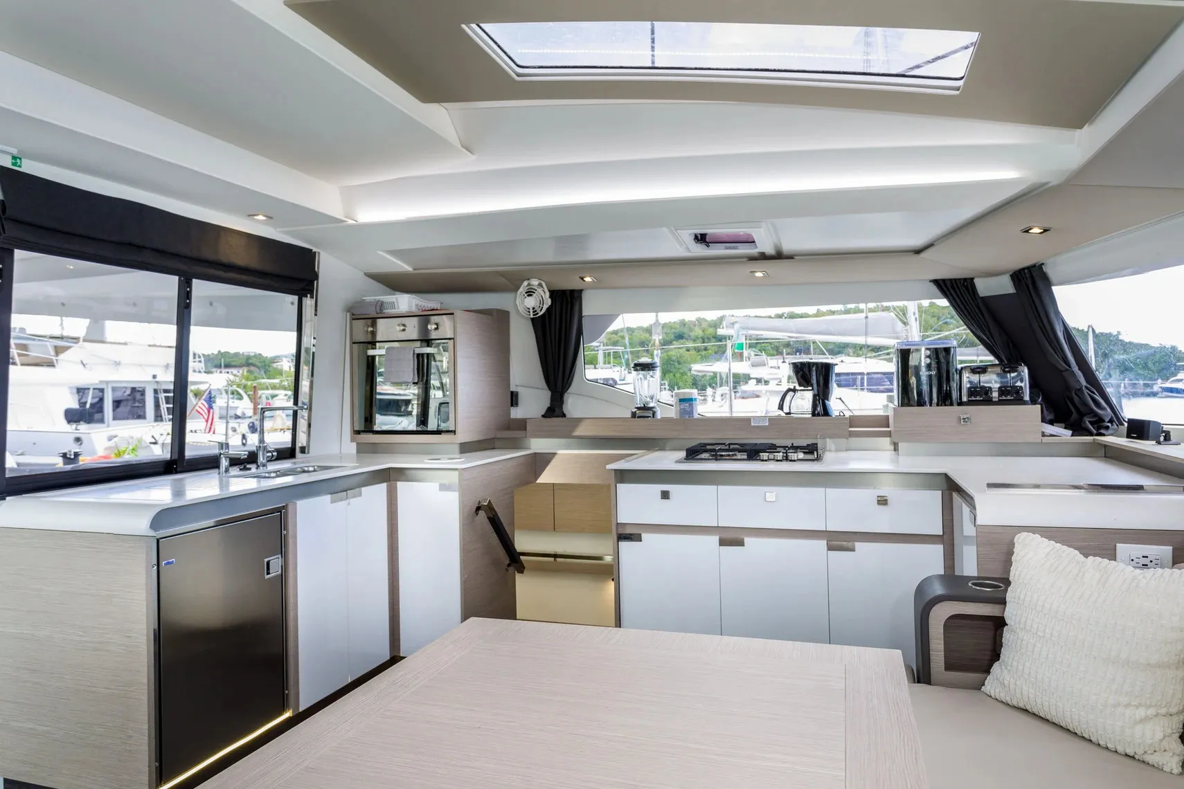 Elba 45 Bikini Bottom — foto dello yacht n. 14