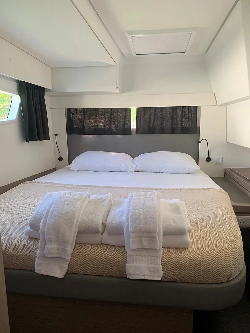 Saona 47 Hourglass — foto dello yacht n. 2