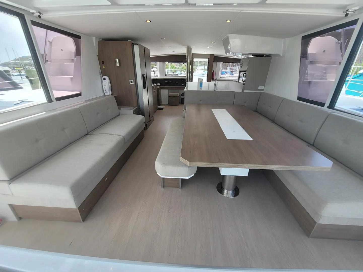 Bali 4.8 Sea Fox — foto dello yacht n. 10