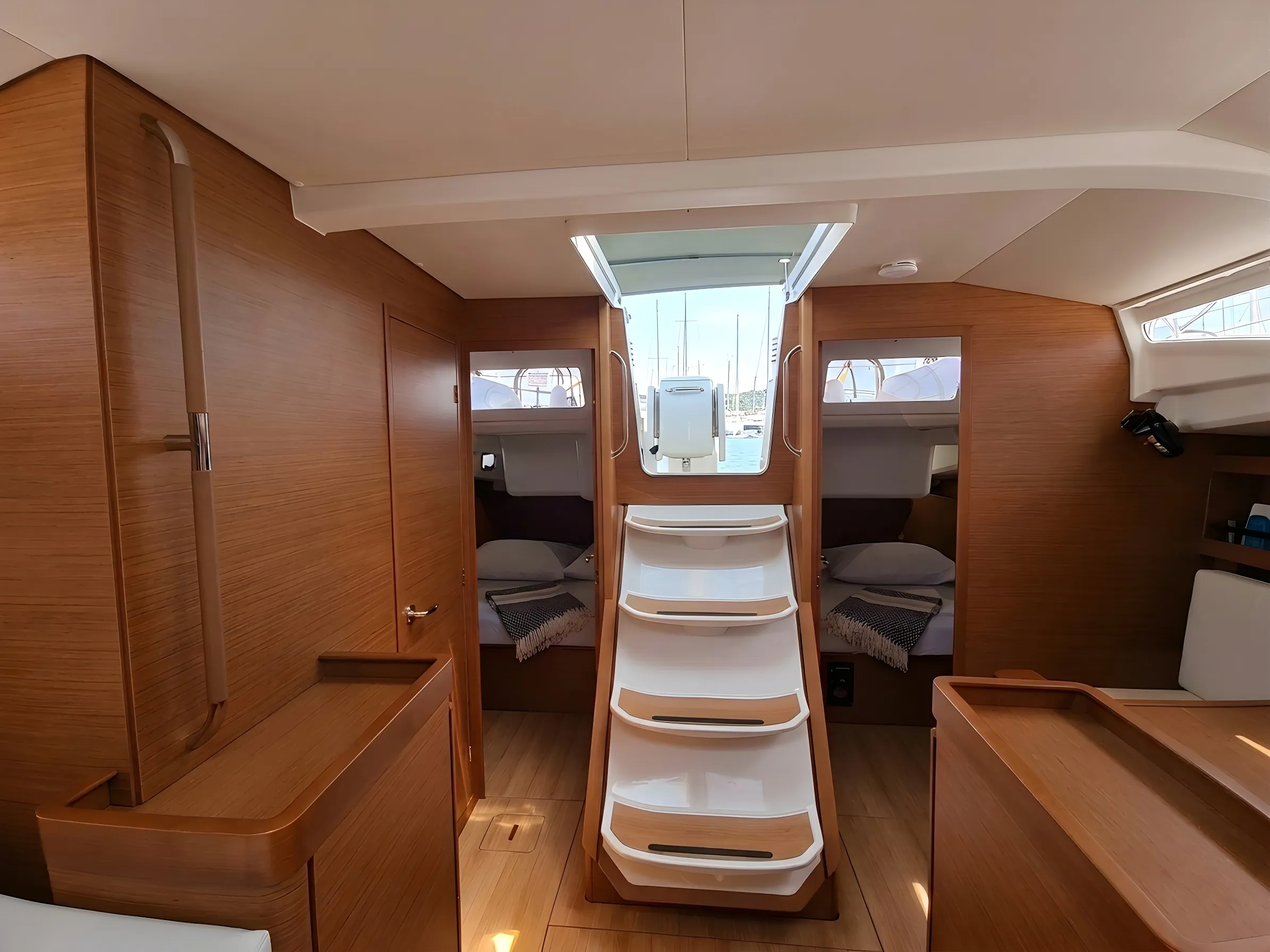 Sun Odyssey 440 Greta — фотография яхты 2