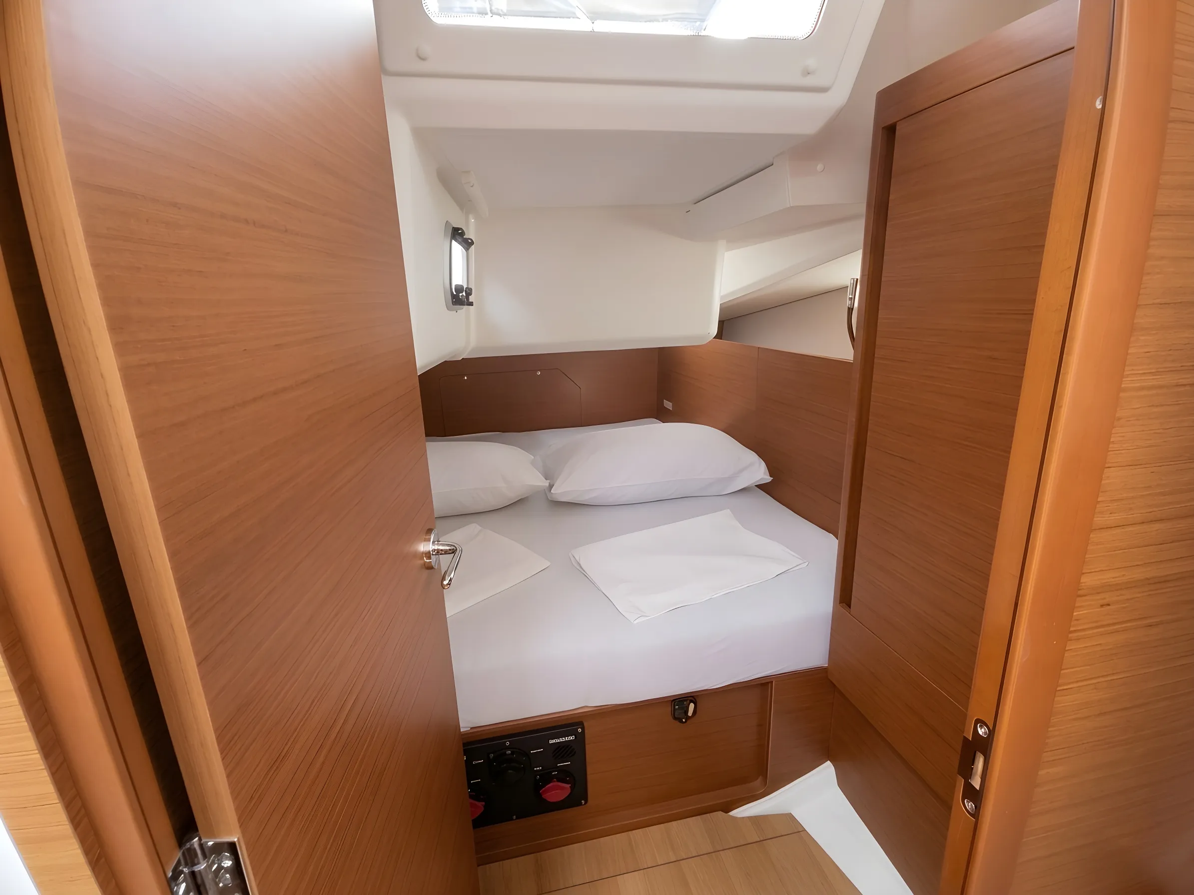 Sun Odyssey 440 Greta — фотография яхты 5