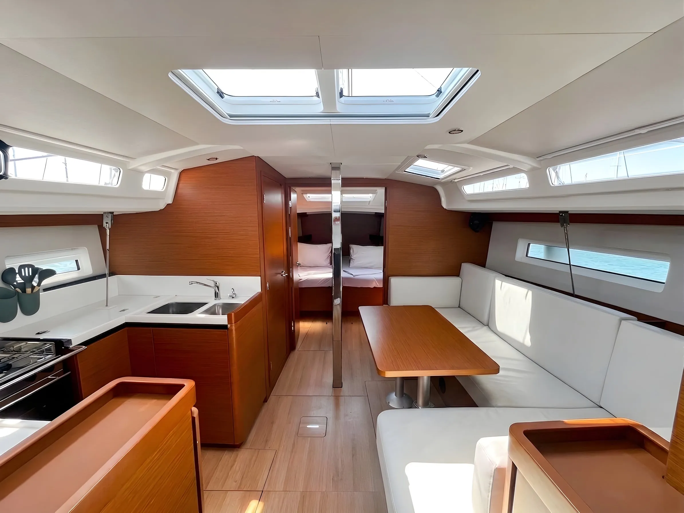Sun Odyssey 440 Greta — фотография яхты 4