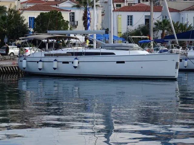 Bavaria Cruiser 46 Rea — jahtikuva 2