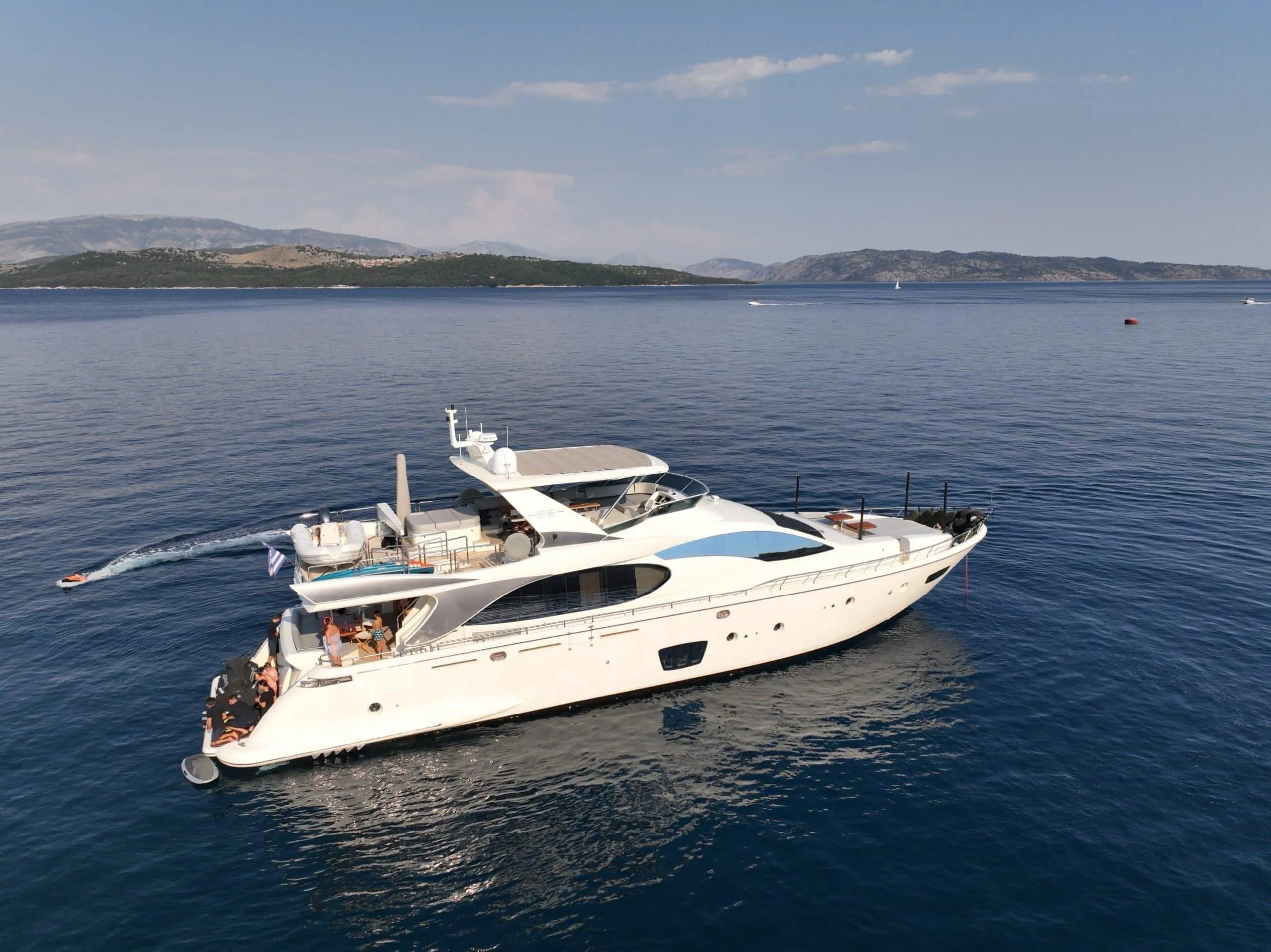 Azimut 85F La Fenice — fotografia jachty 17