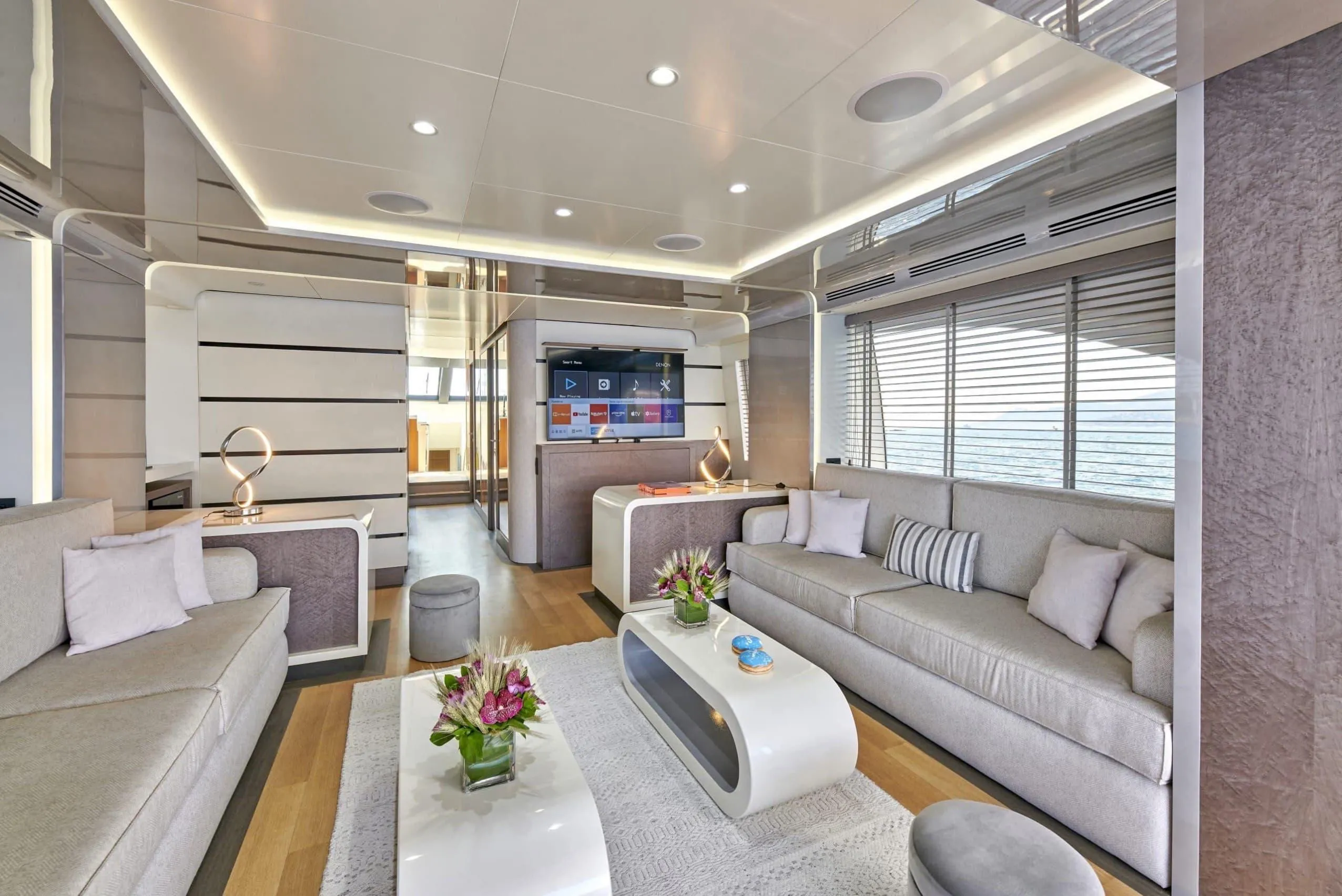 Azimut 85F La Fenice — fotografia jachty 18