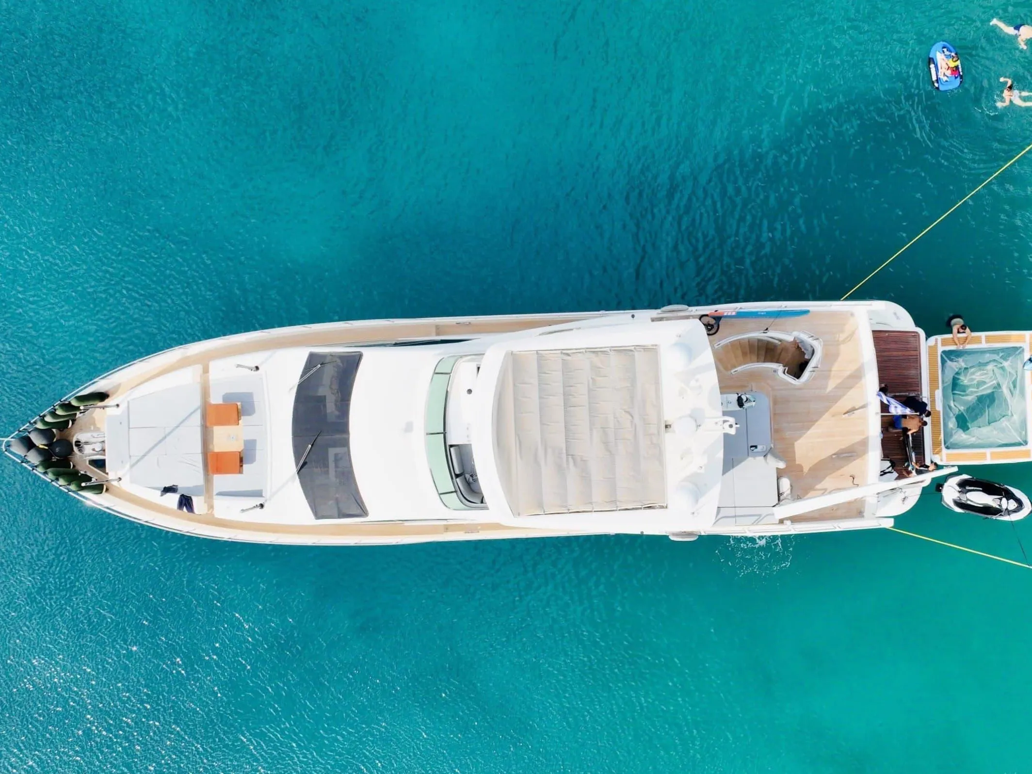 Azimut 85F La Fenice — fotografia jachty 9