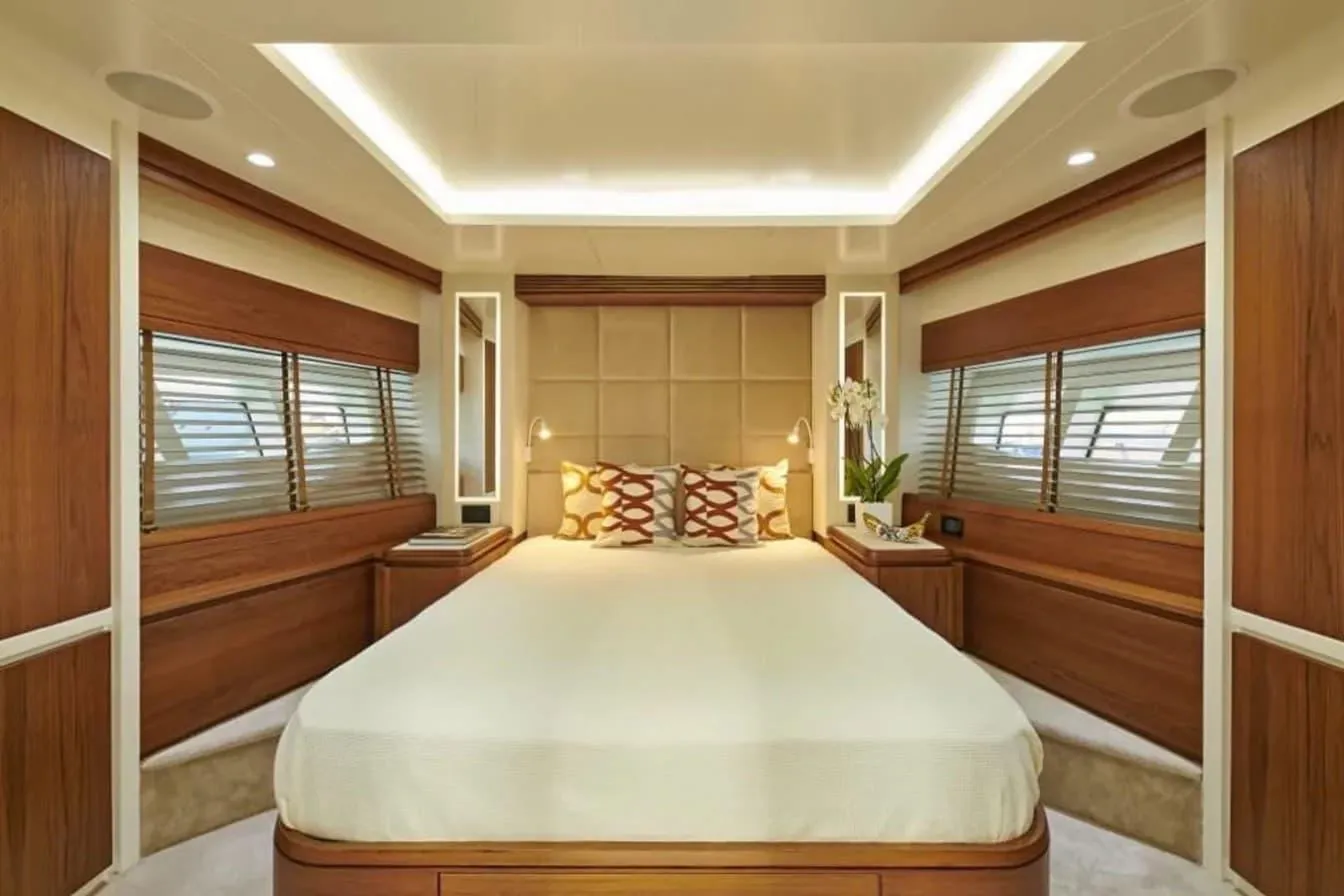 Azimut 85F La Fenice — fotografia jachty 4