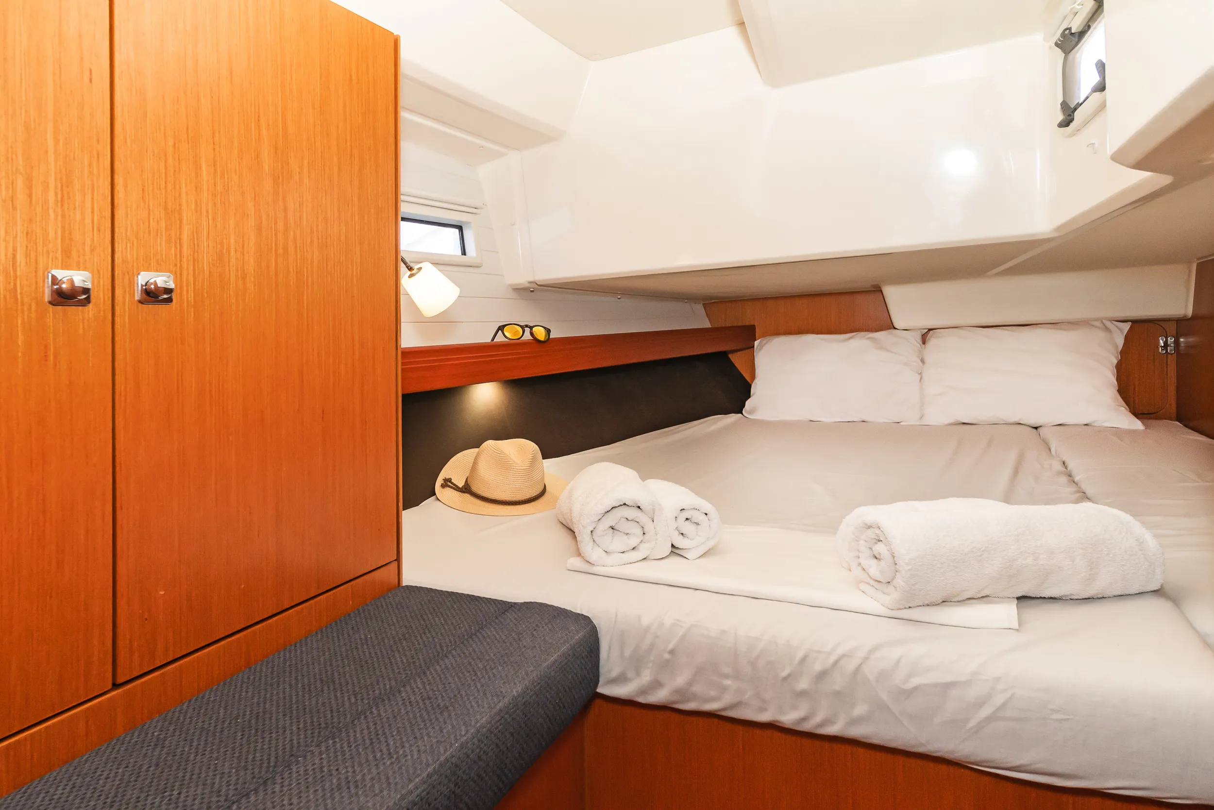 Bavaria Cruiser 41 Altair — фотография яхты 4