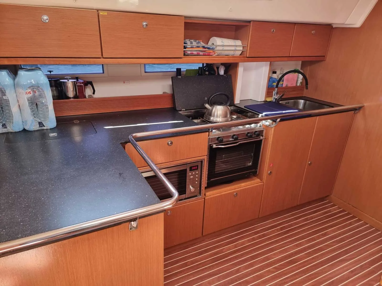 Bavaria 45 Cruiser Fleurie — foto dello yacht n. 8