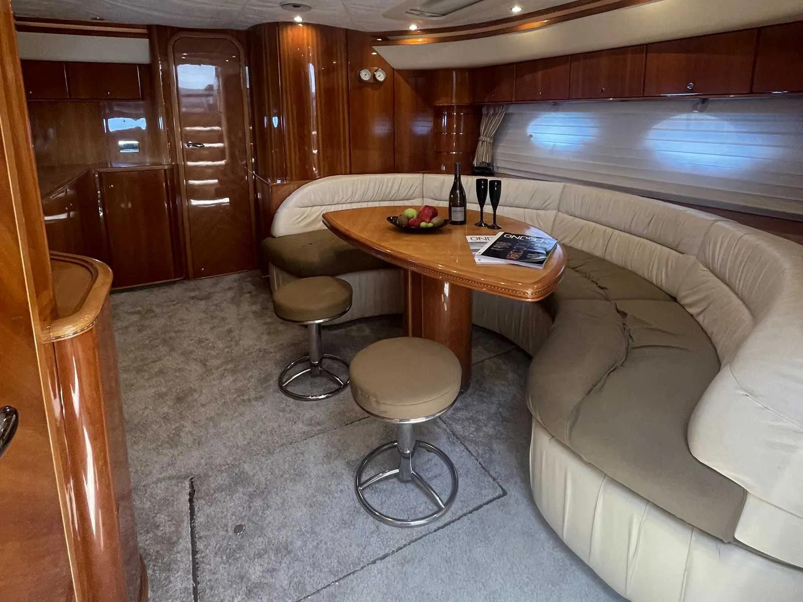 Princess V55 Este 2 — fotografia jachty 3
