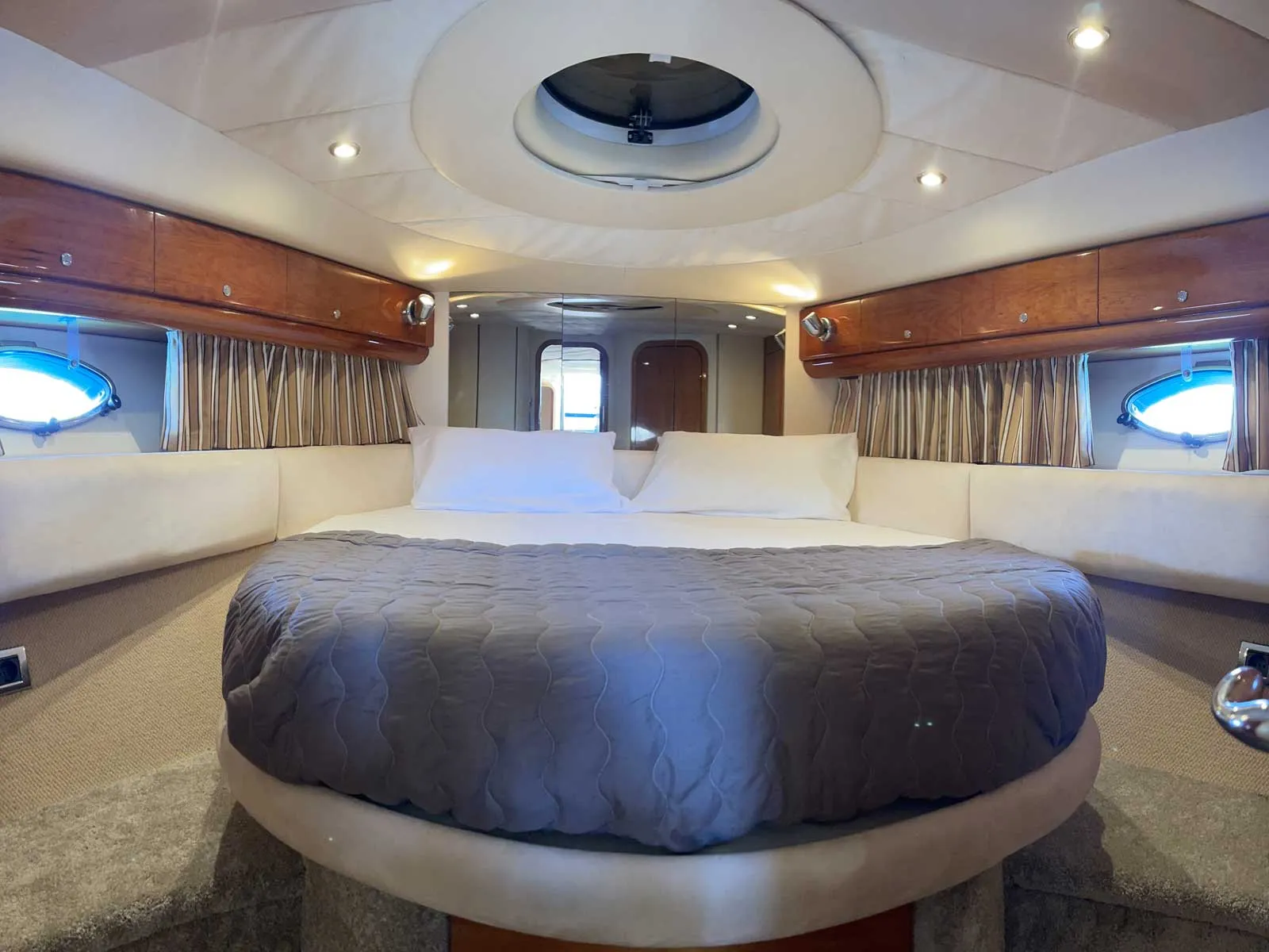 Princess V55 Este 2 — fotografia jachty 9
