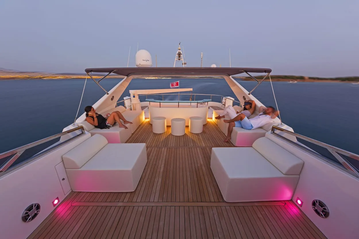 Falcon 92 Illya F — yacht photo 98