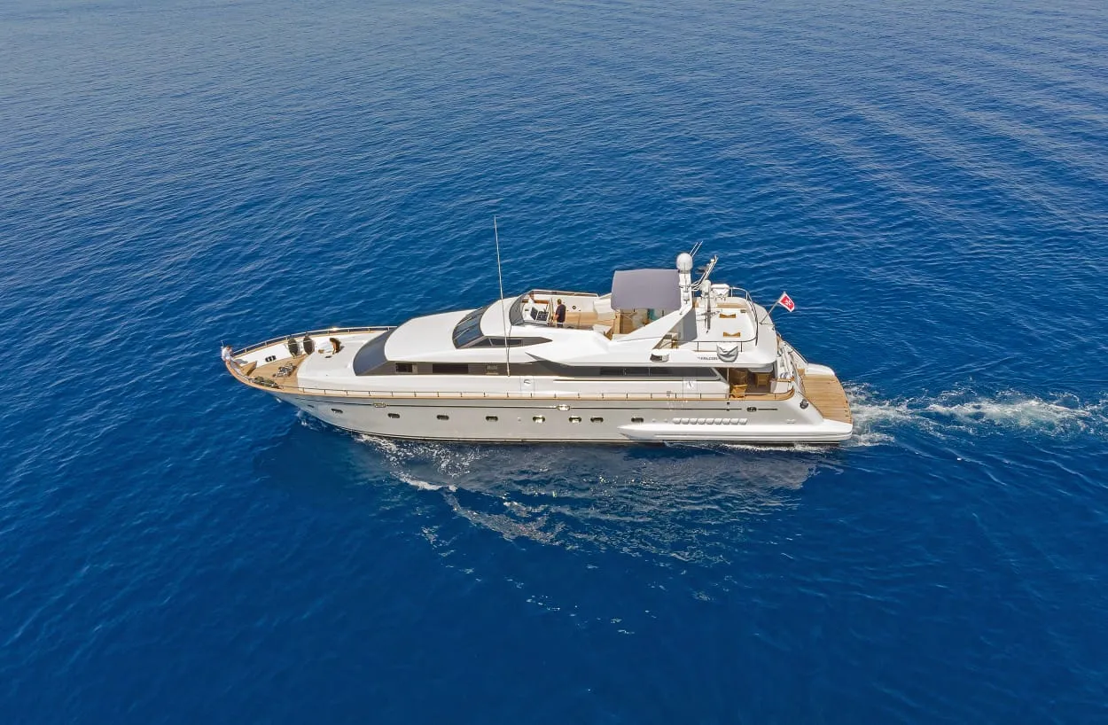 Falcon 92 Illya F — yacht photo 20