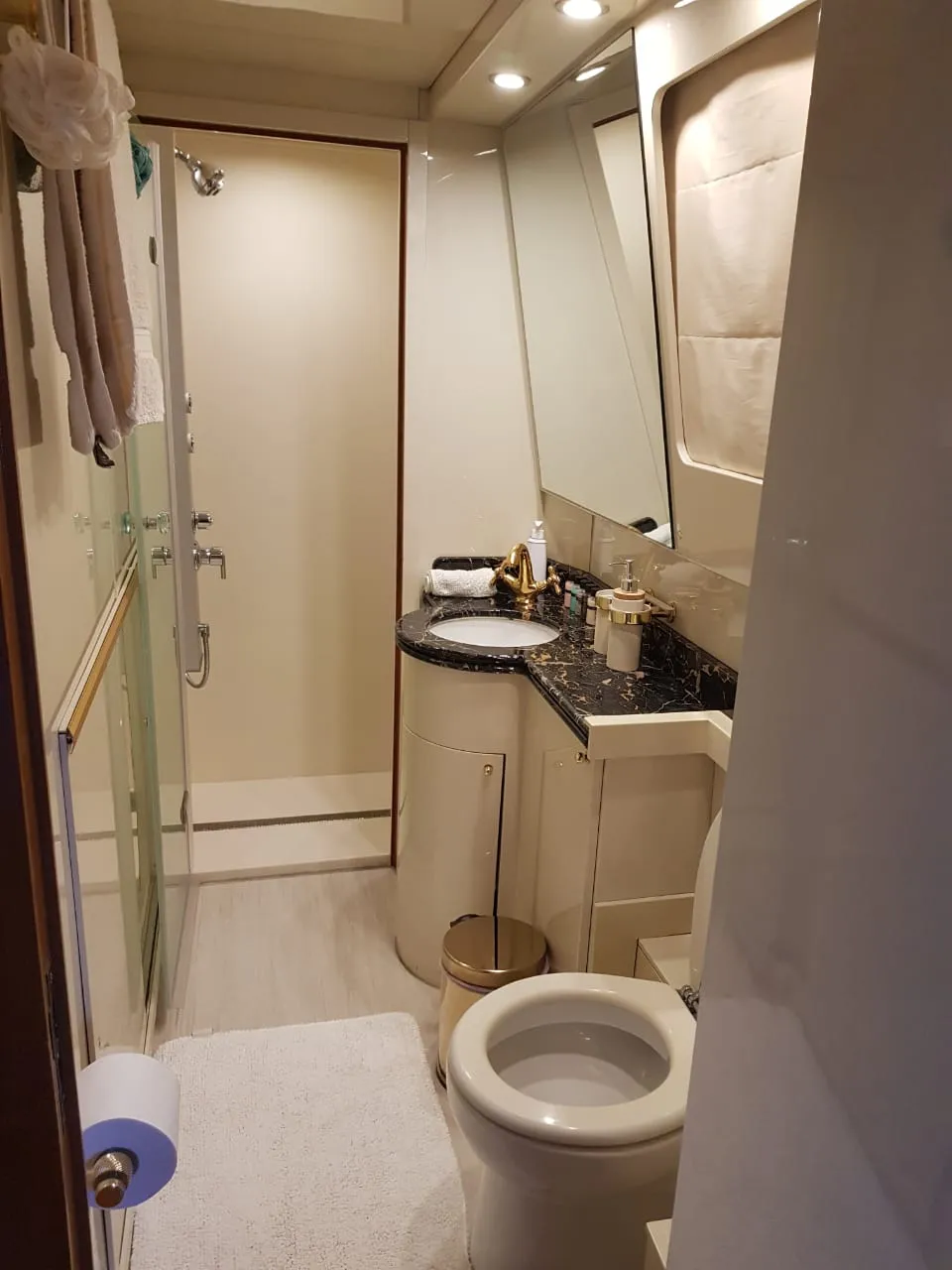 Falcon 92 Illya F — yacht photo 90