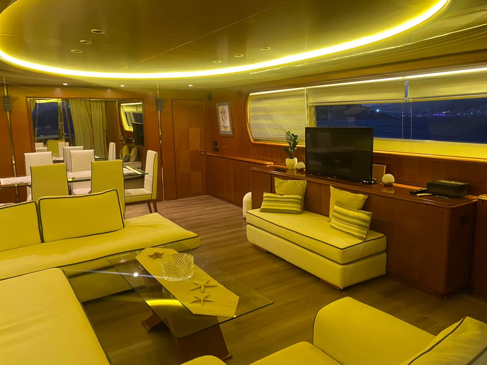 Falcon 92 Illya F — yacht photo 27