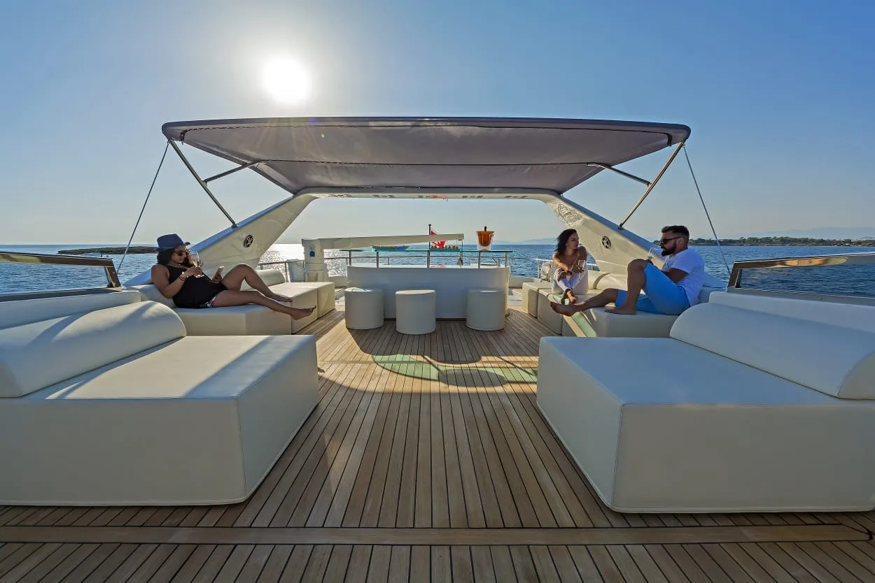 Falcon 92 Illya F — yacht photo 16