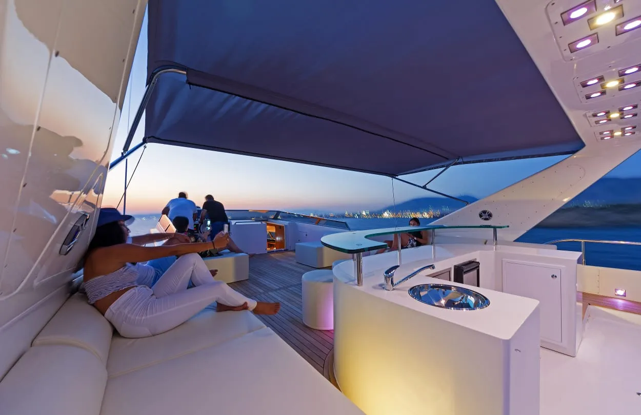 Falcon 92 Illya F — yacht photo 40
