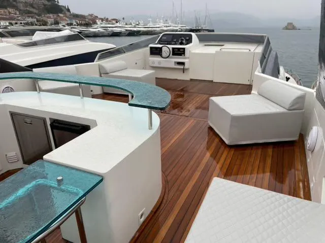 Falcon 92 Illya F — yacht photo 41