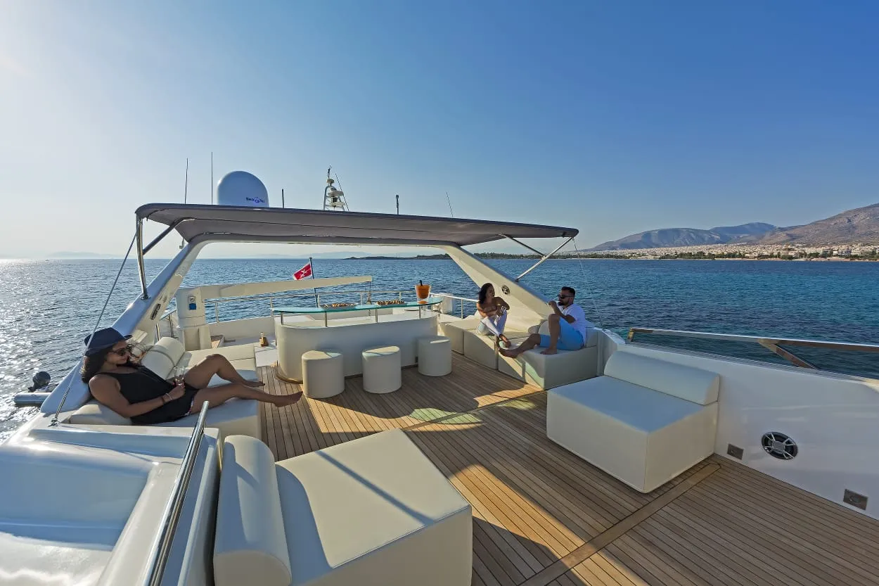 Falcon 92 Illya F — yacht photo 32