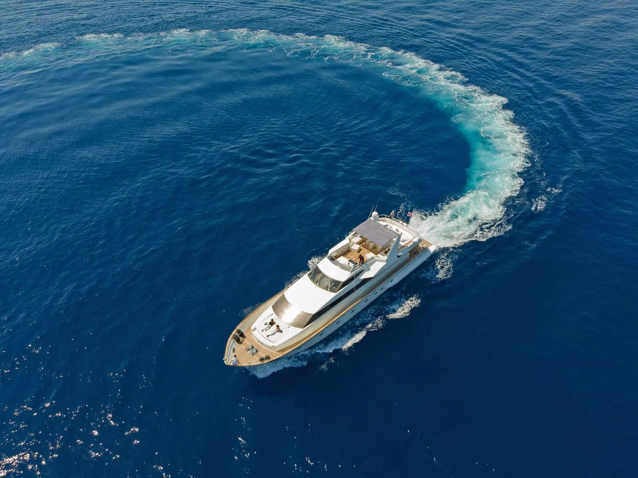 Falcon 92 Illya F — yacht photo 74