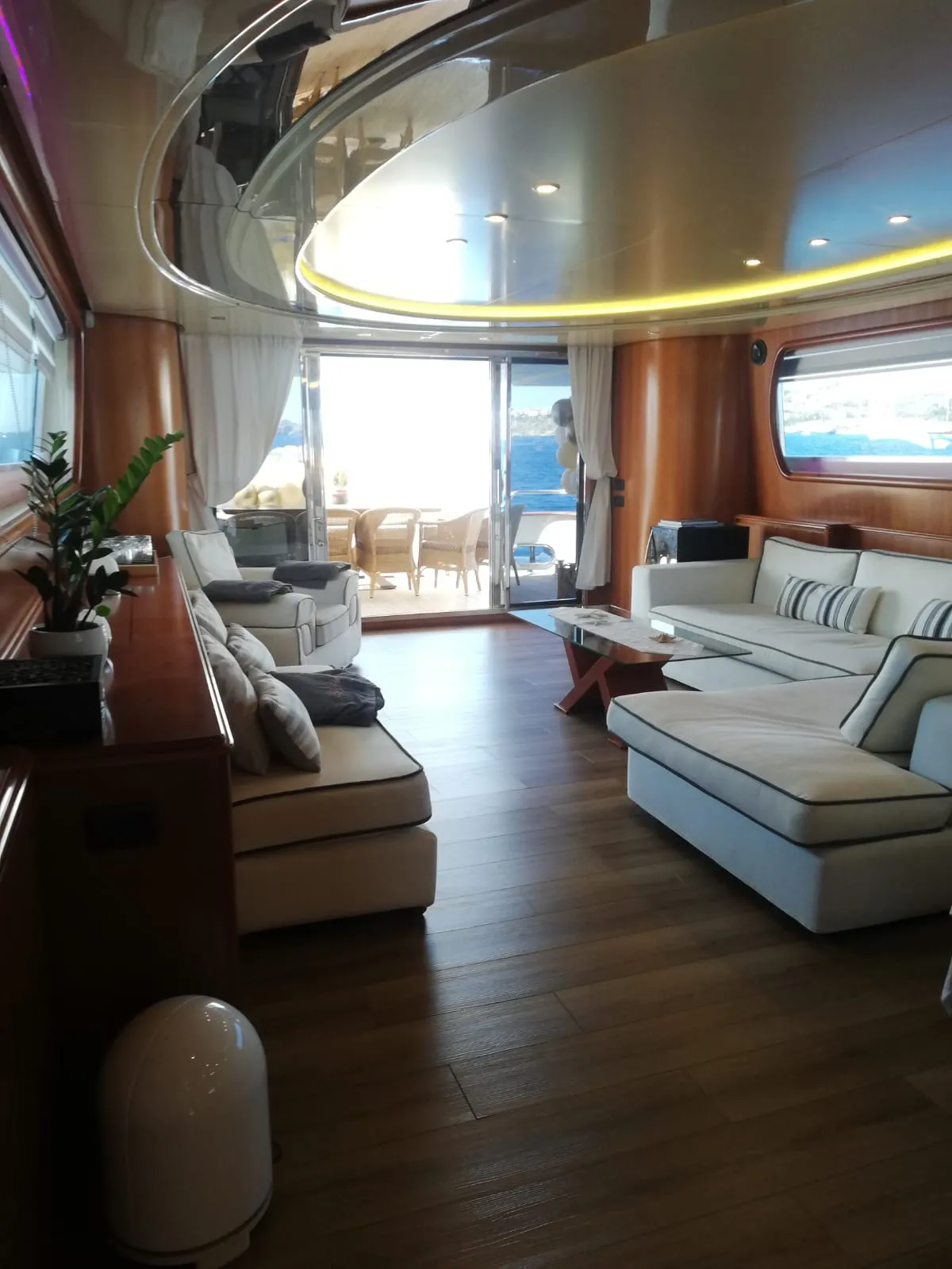 Falcon 92 Illya F — yacht photo 59
