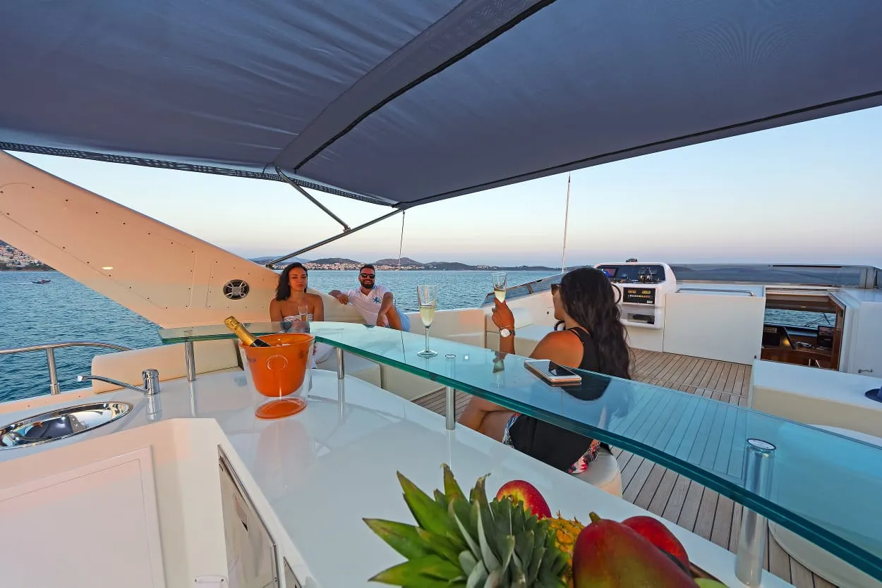 Falcon 92 Illya F — yacht photo 19