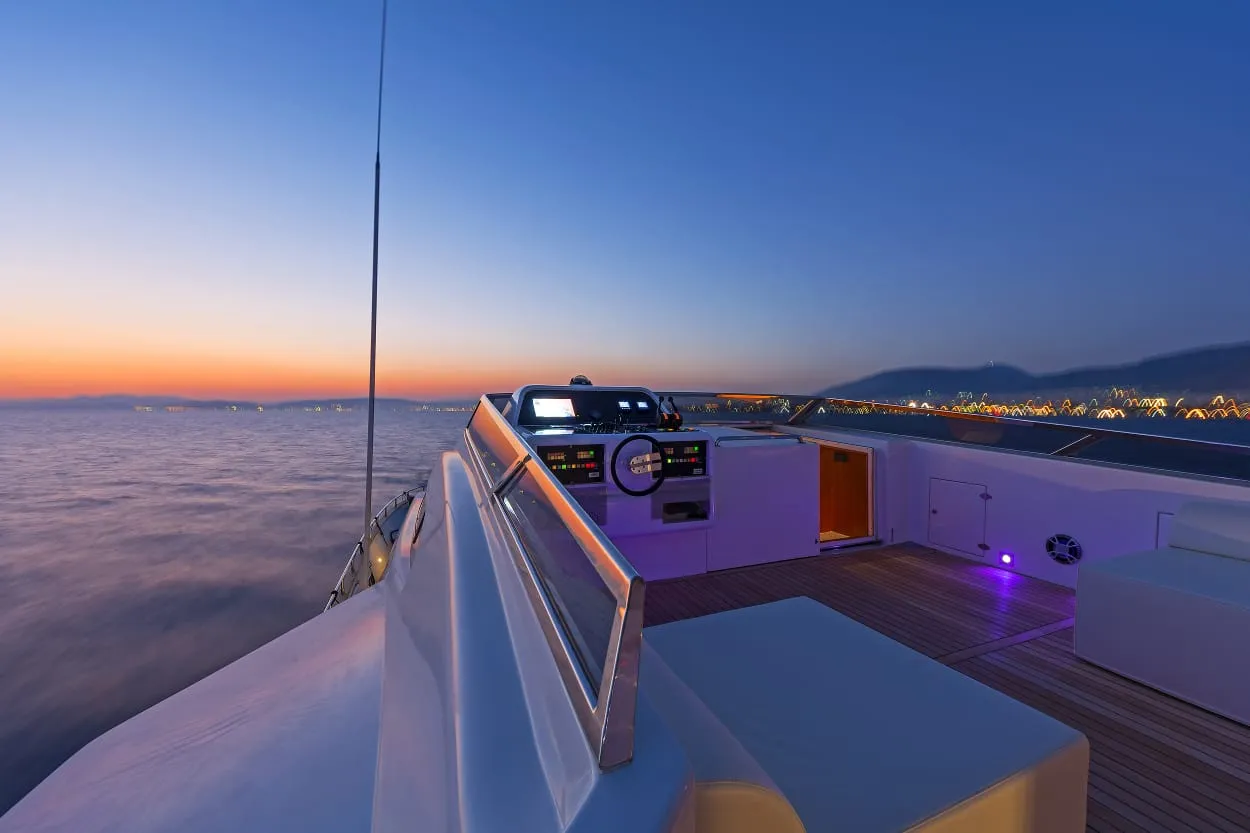 Falcon 92 Illya F — yacht photo 12