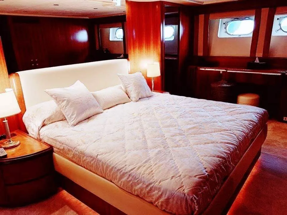 Falcon 92 Illya F — yacht photo 75