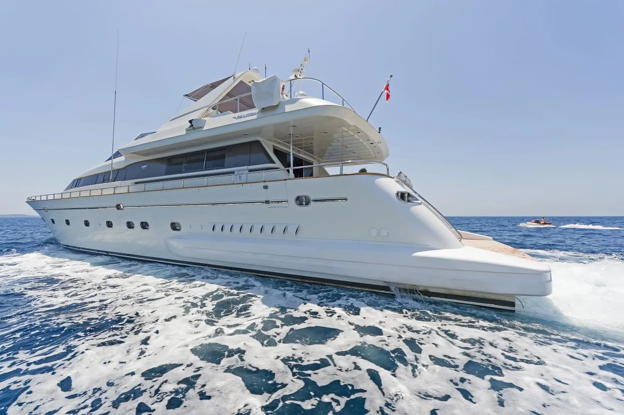 Falcon 92 Illya F — yacht photo 21