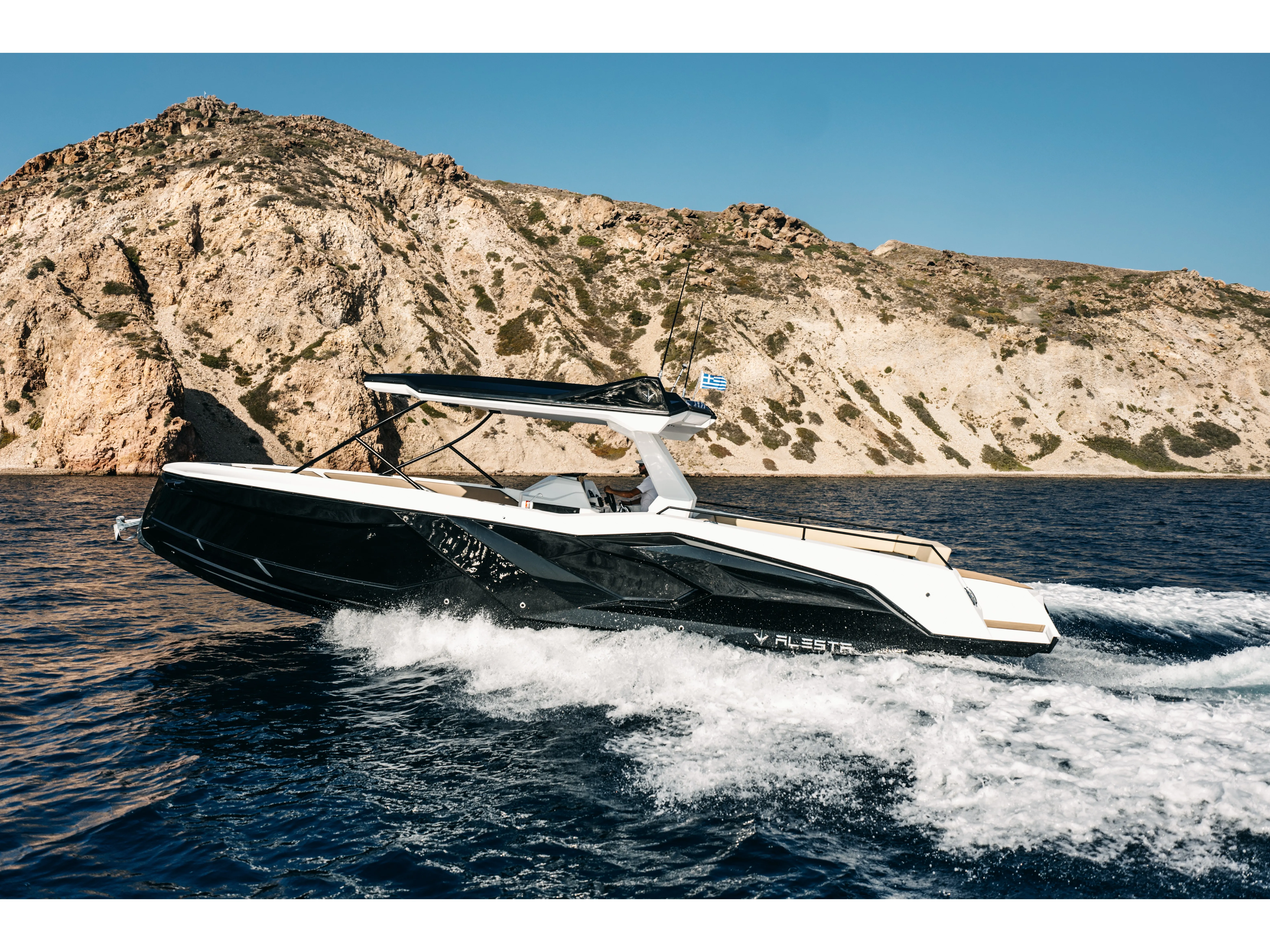Alesta Raptor — fotografia jachty 1