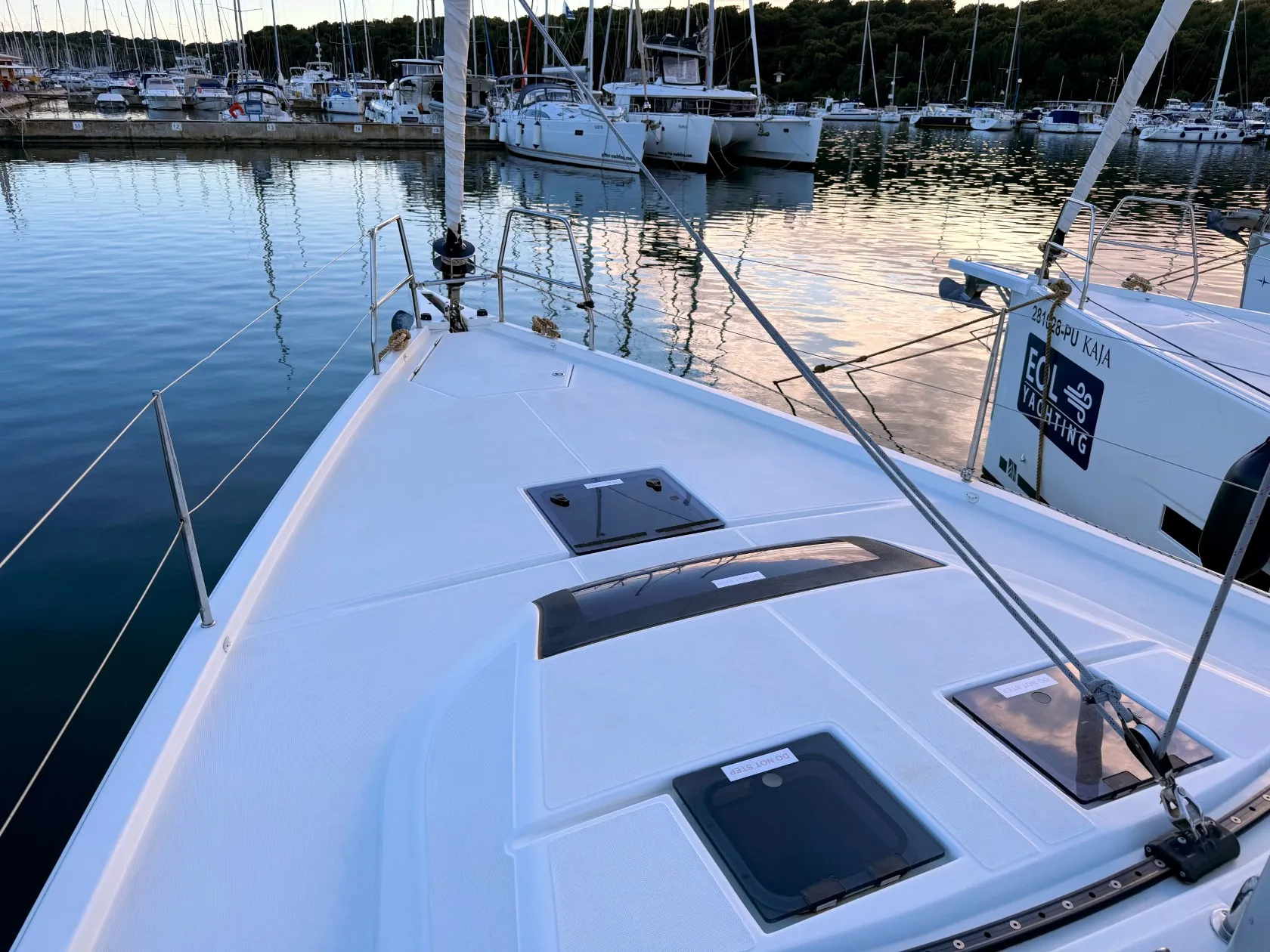 Dufour 430 Levan — фотография яхты 37